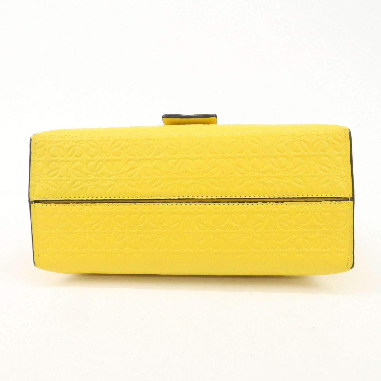 LOEWE Anagram Leather Avenue Chain Shoulder Bag Hand Bag Yellow