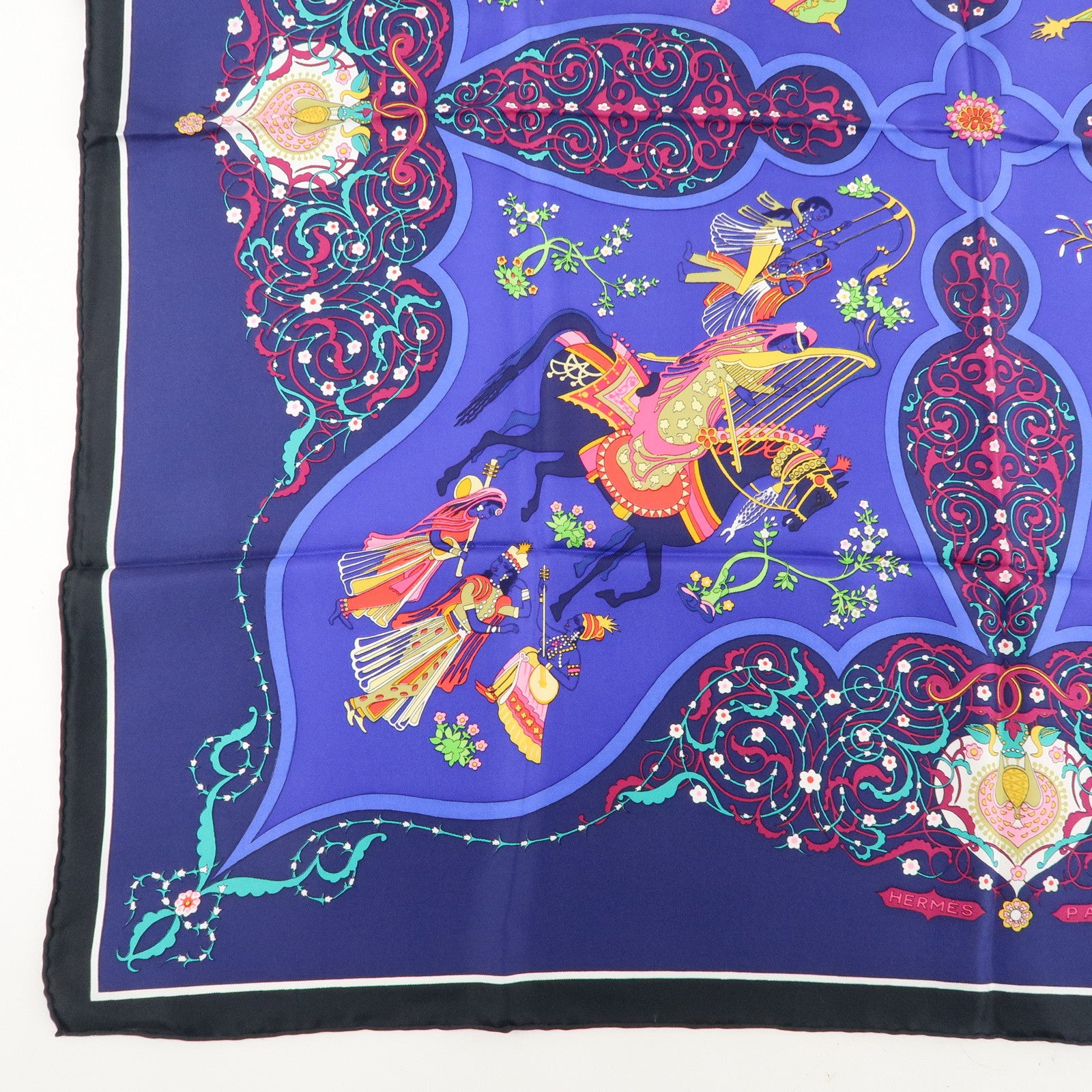 HERMES 100% Silk Carre 90 Scarf POEIE PERSANE Persian Poetry