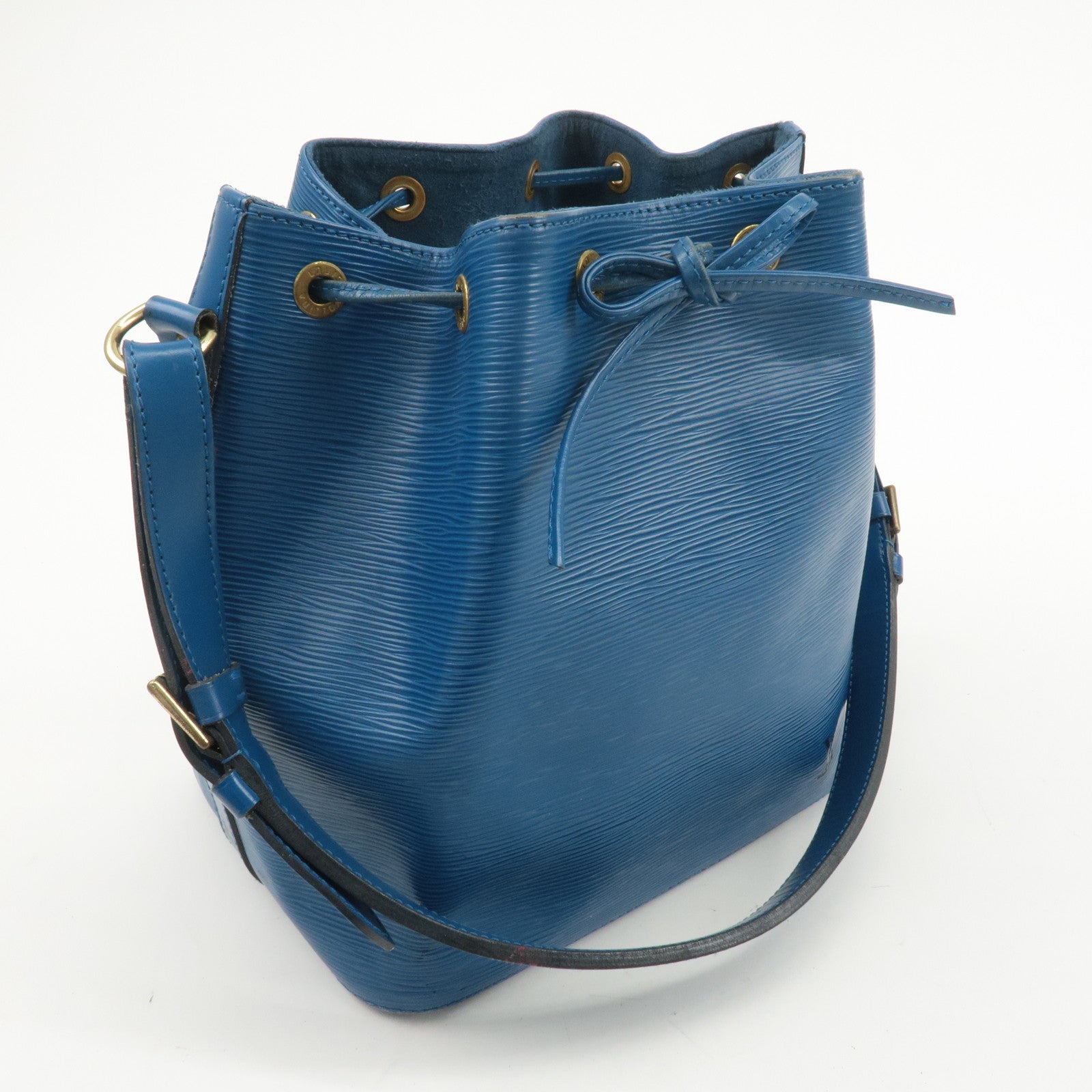 Louis Vuitton Epi Petit Noe Shoulder Bag Toledo Blue M44105