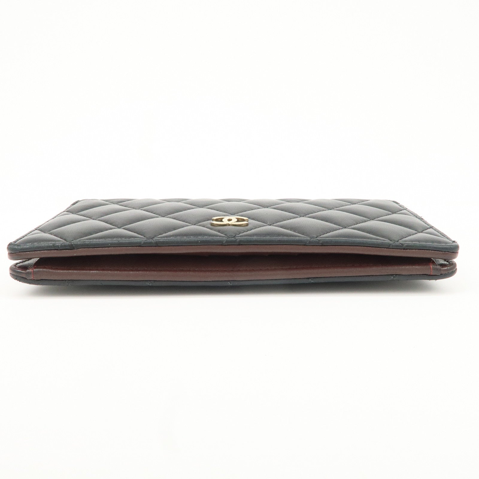 CHANEL Matelasse Timeless Classic Lamb Skin Bi-fold Wallet Used