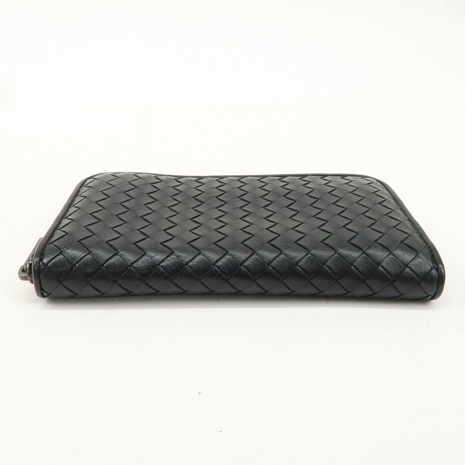 BOTTEGA VENETA Intrecciato Leather Round Zippy Long Wallet