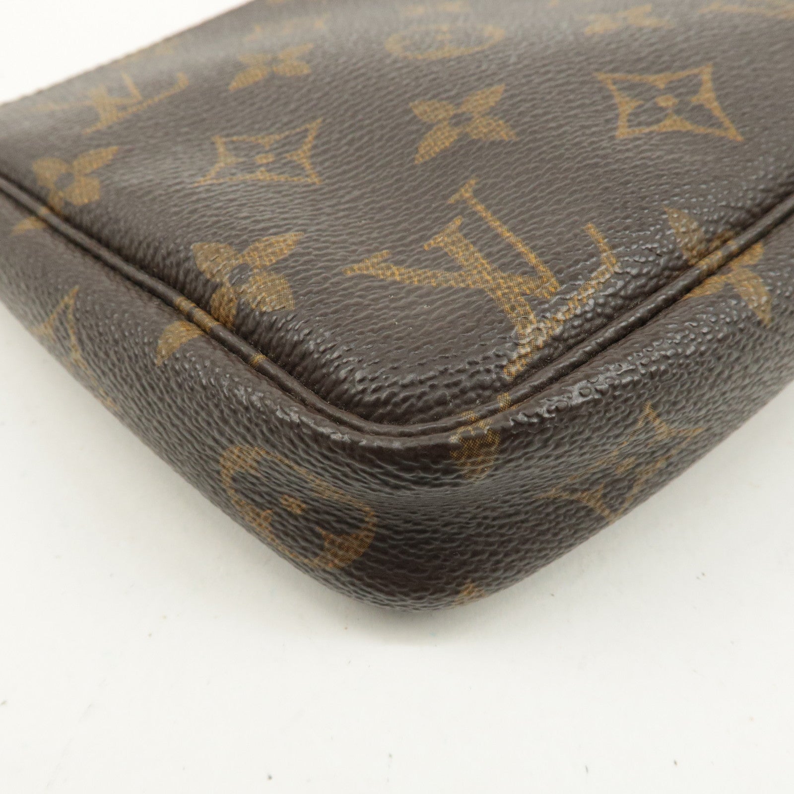 Louis Vuitton Monogram Pochette Accessoires Pouch M51980