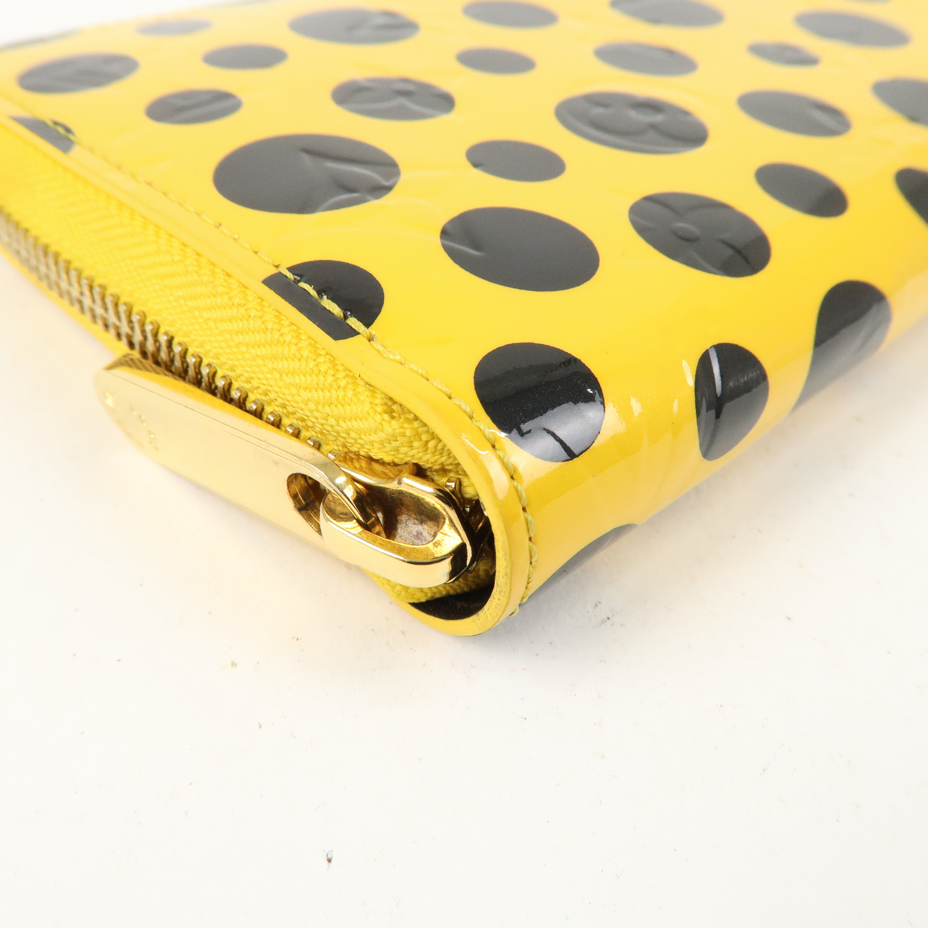 Louis Vuitton Vernis YayoiKusama Dots Infinity Zippy Wallet M91571