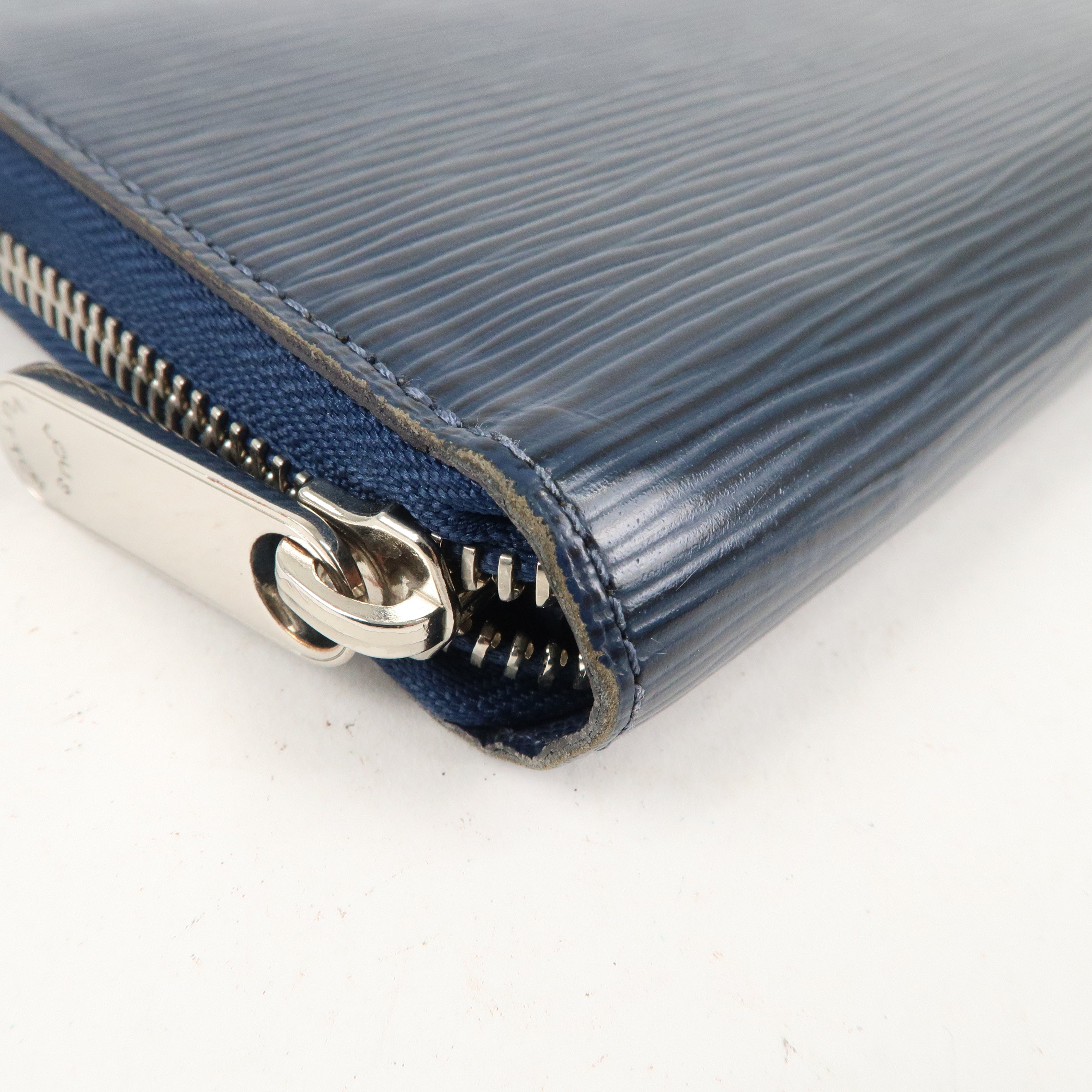 Louis Vuitton Epi Zippy Wallet Long Wallet Andigo Blue M60307