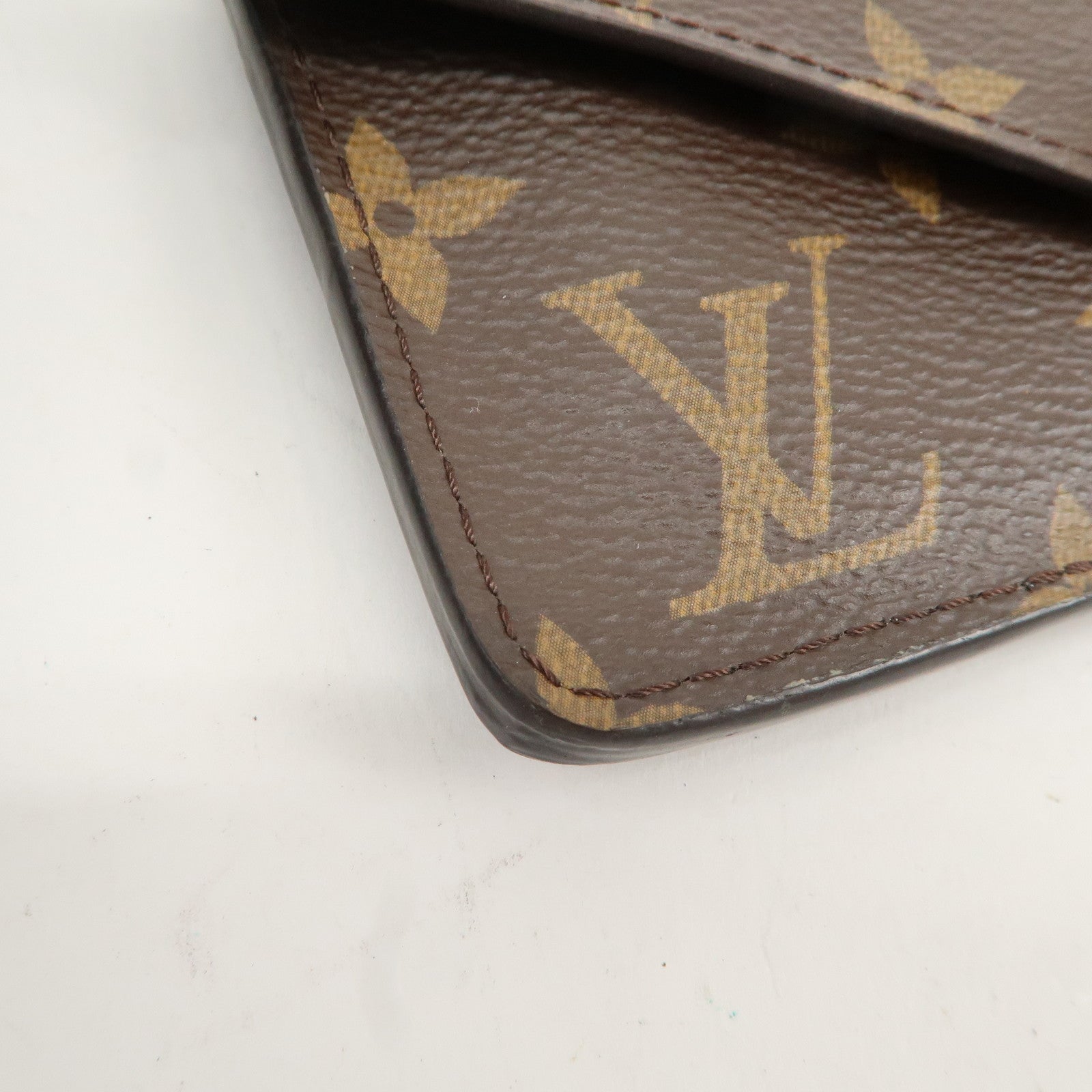 Louis Vuitton Monogram Porto Carte Recto Verso Card Case M69431 Used