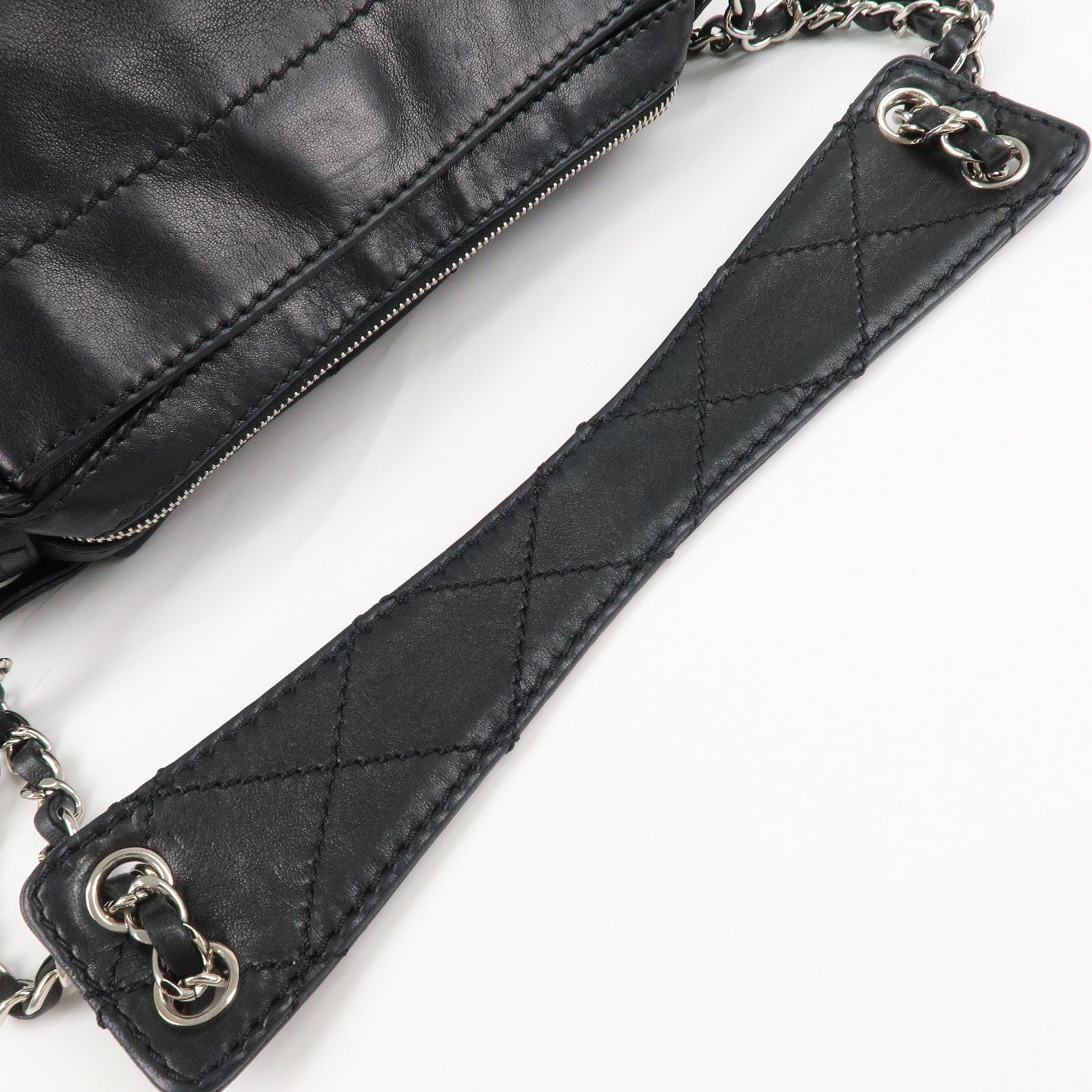 CHANEL Matelasse LambSkin Chain Shoulder Bag Black Silver Hardware Used