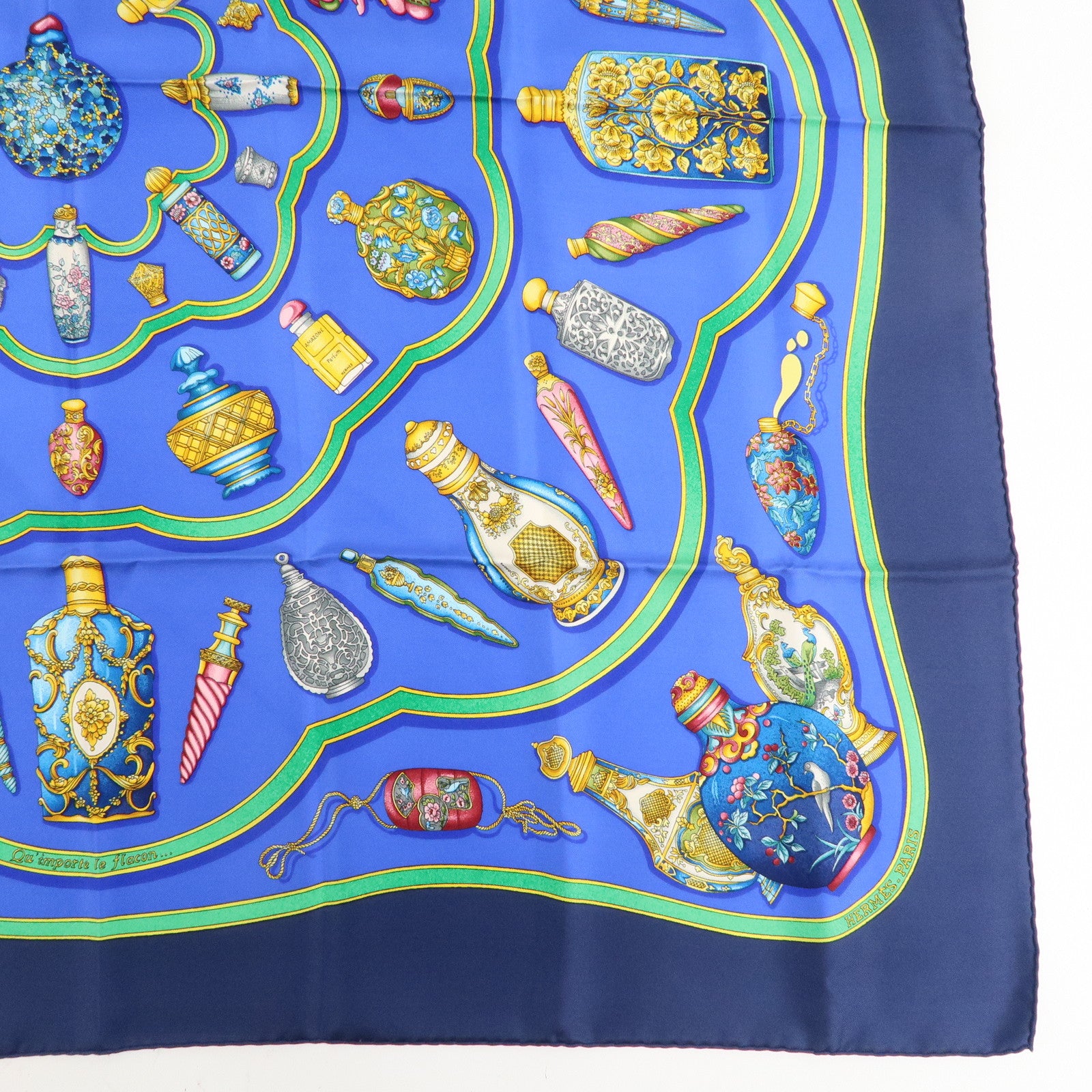 HERMES 100% Silk Carre 90 Scarf Pourvu qu
on ait l
ivresse