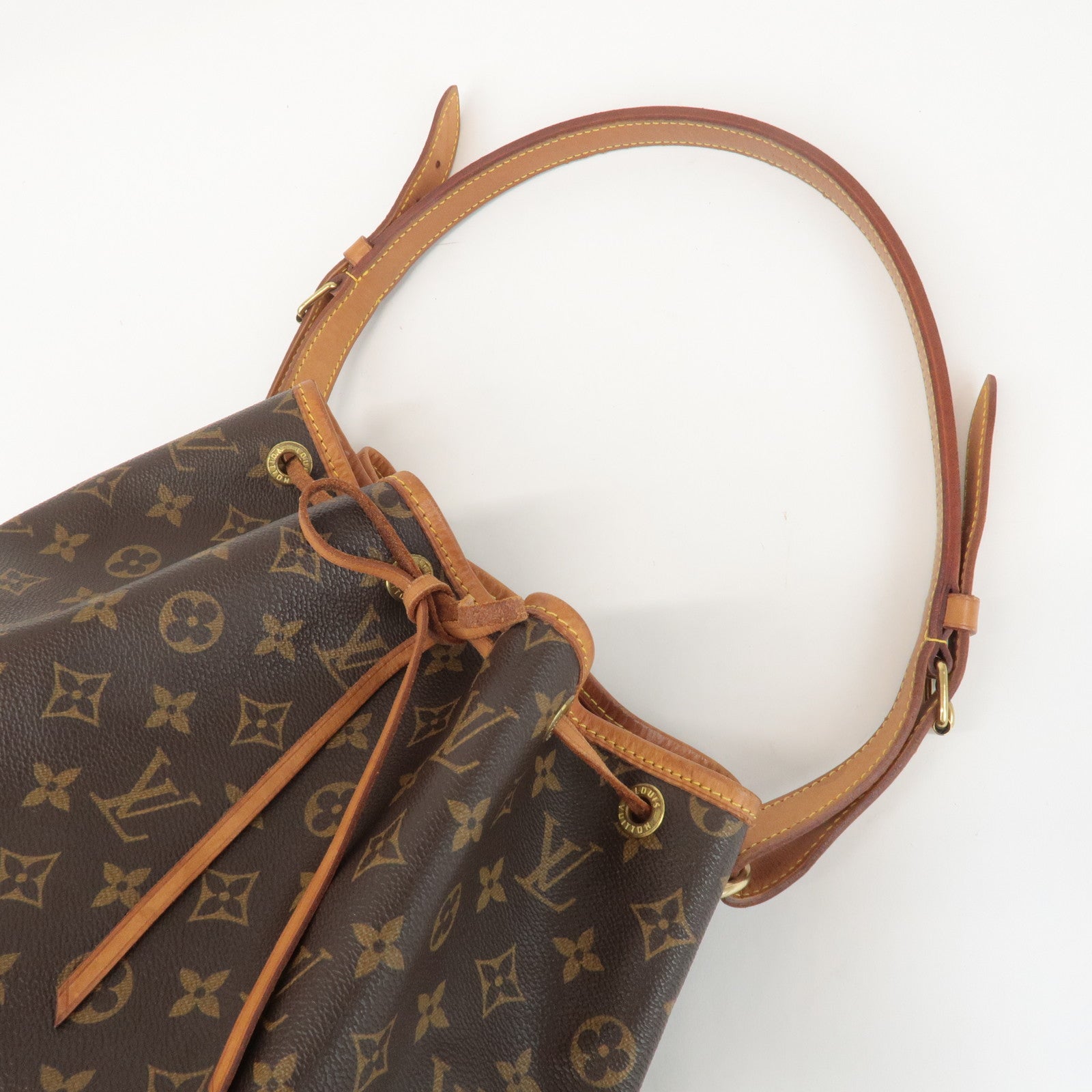 Louis Vuitton Monogram Noe Shoulder Bag Hand Bag Brown M42224 Used