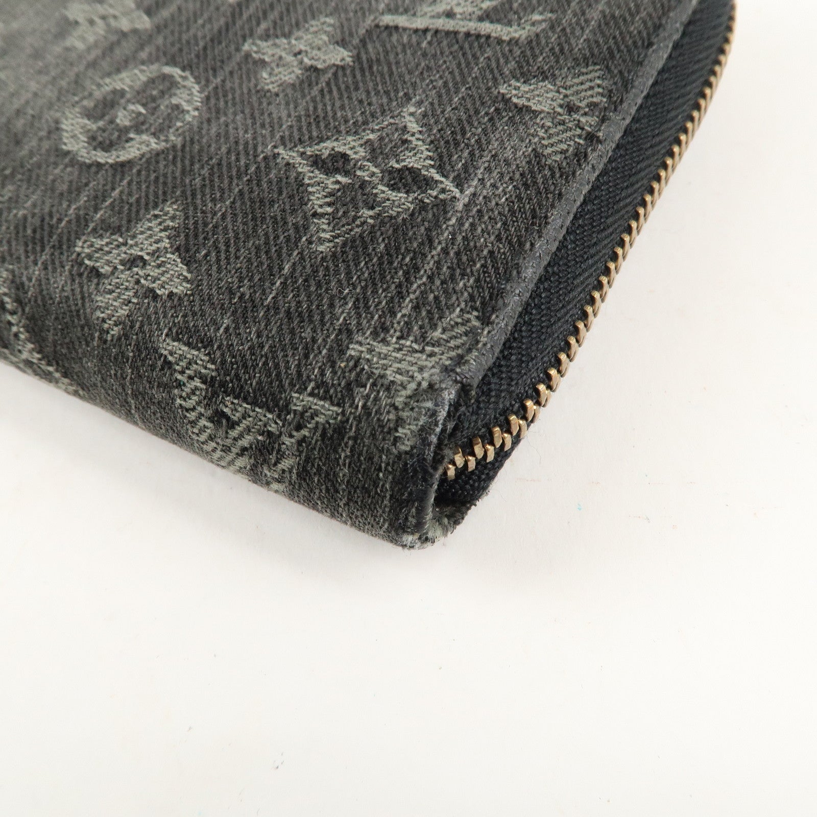 Louis Vuitton Monogram Denim Zippy Wallet Noir Black M95614