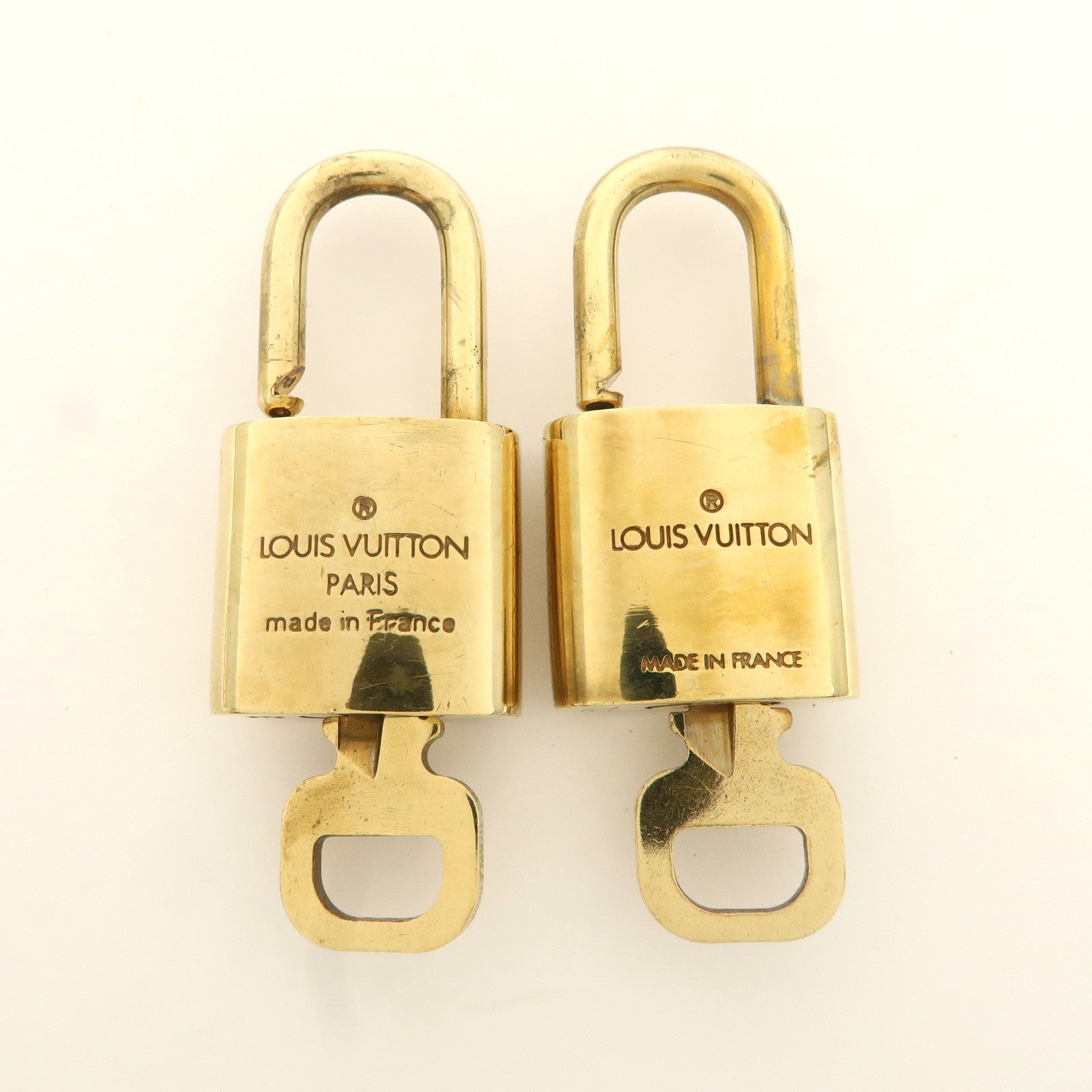 Louis Vuitton Set of 10 Lock 
Key Cadena Key Lock