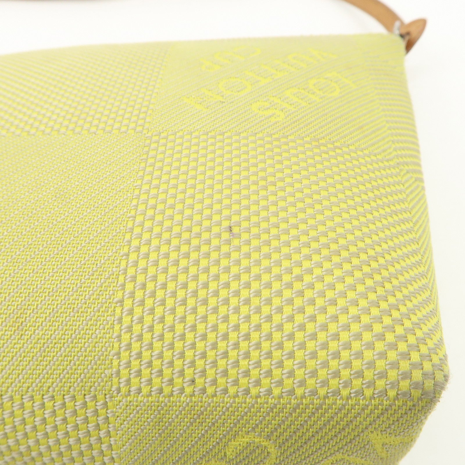 Louis Vuitton Damier Jean Volunteer Pouch Lime Yellow Used