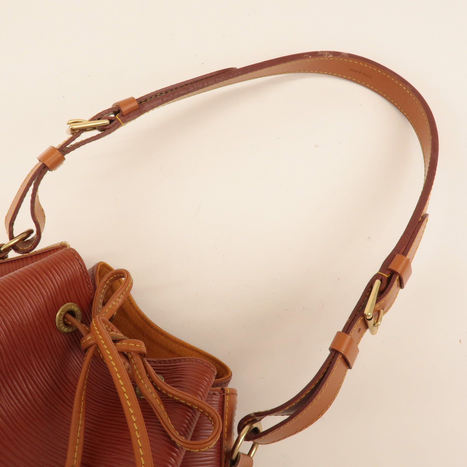 Louis Vuitton Epi Leather Noe Shoulder Bag Kenya Brown M44003