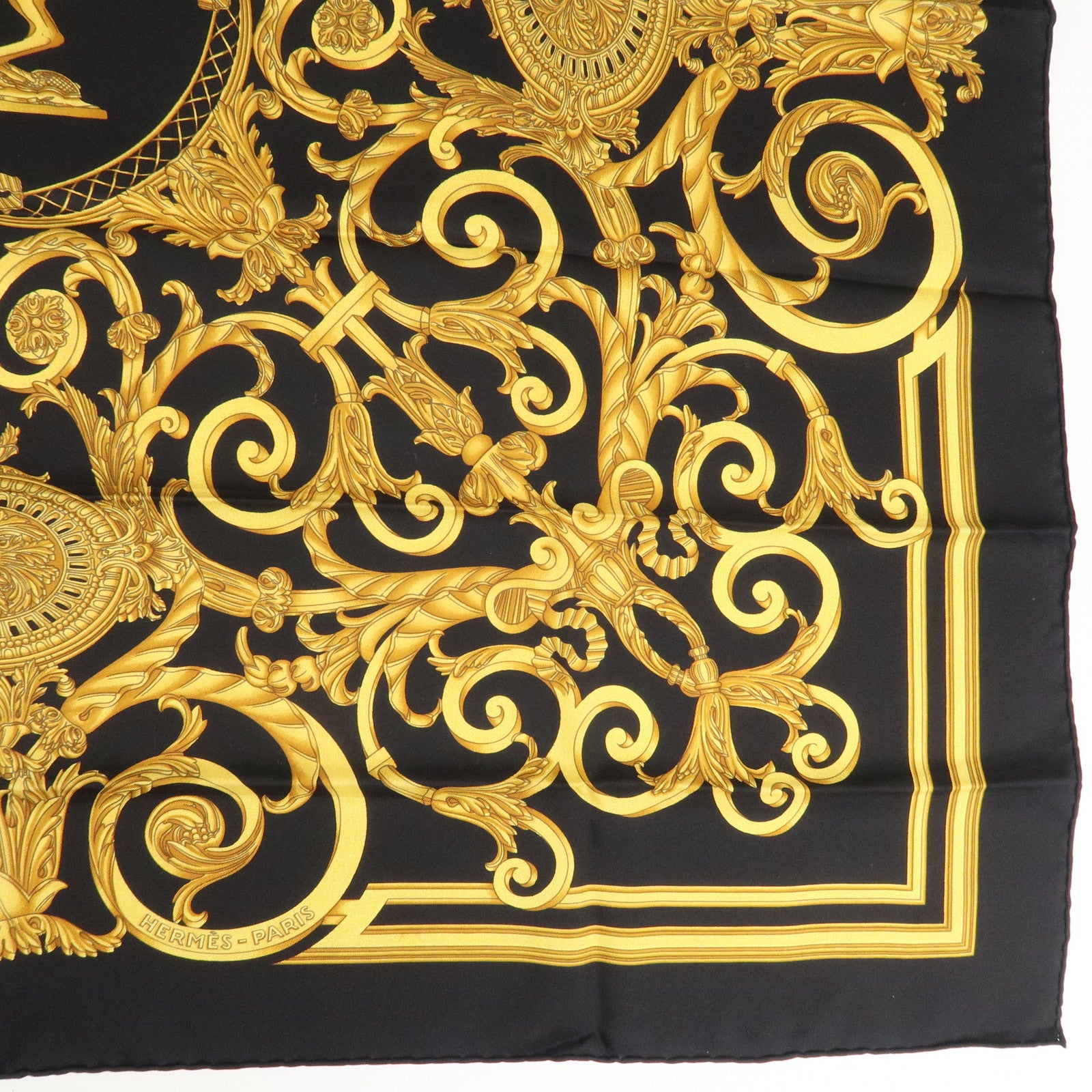 HERMES Silk 100% Carre 90 Scarf LES TUILERIES Black Gold Used