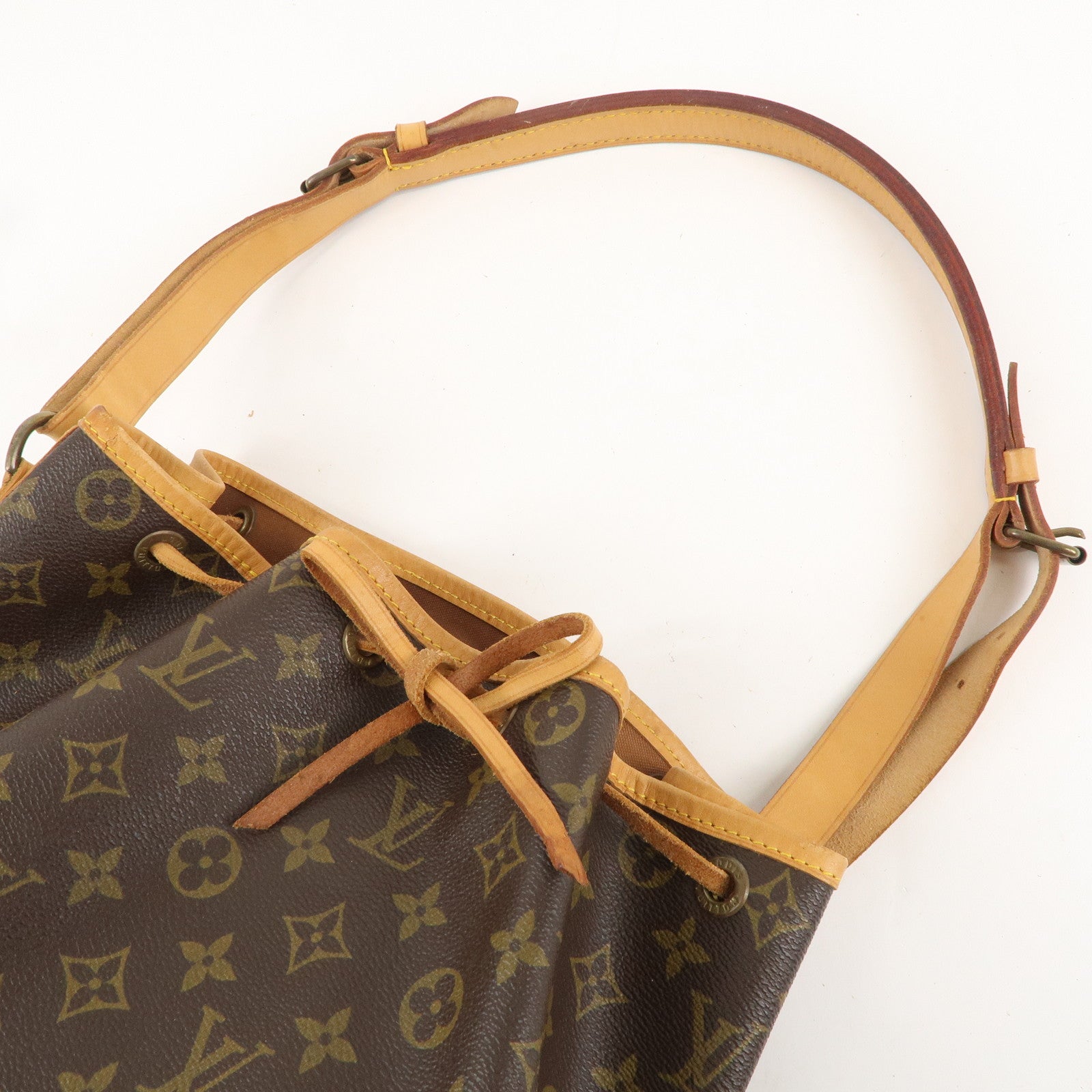 Louis Vuitton Monogram Noe Shoulder Bag Hand Bag Brown M42224