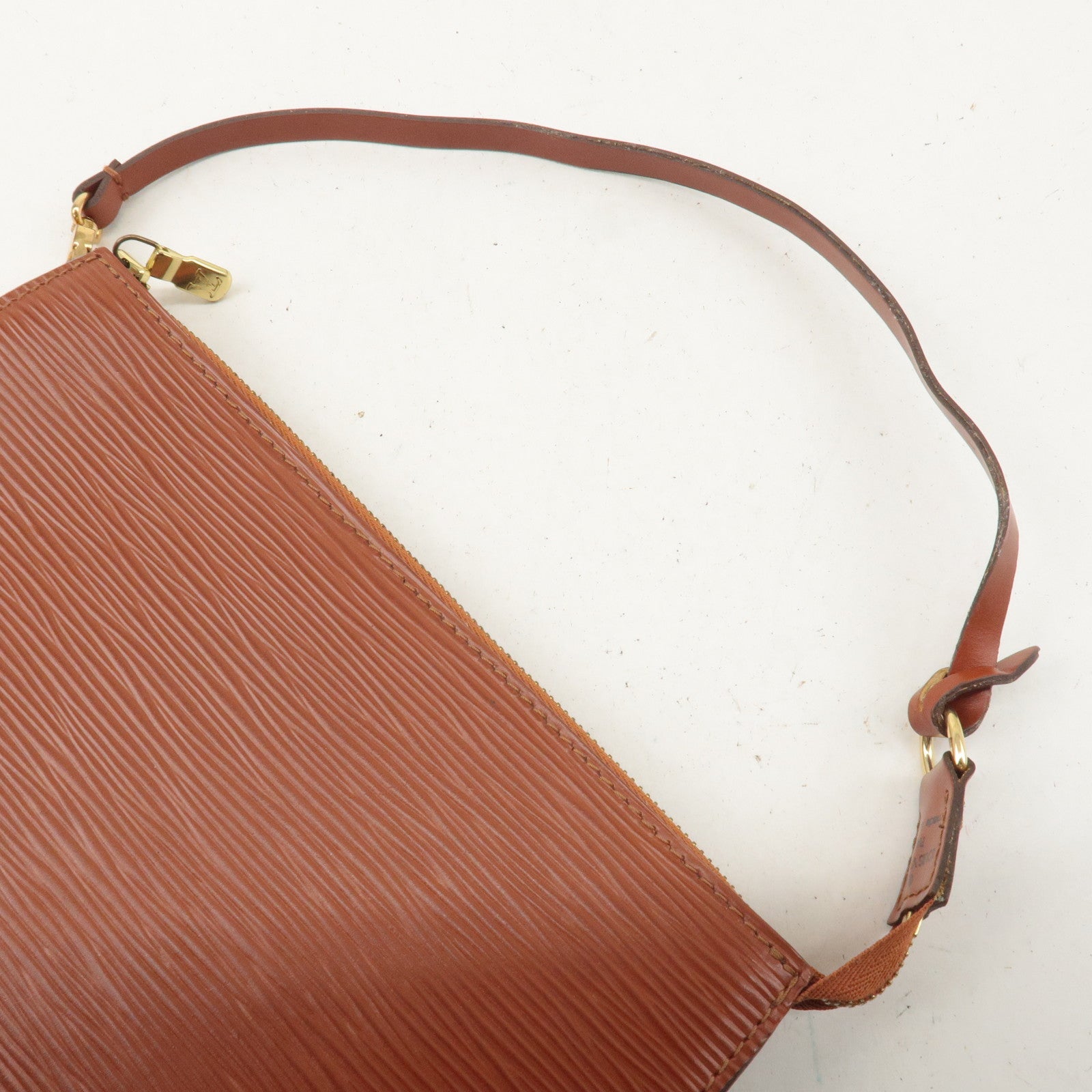 Louis Vuitton Epi Pochette Accessoire Kenya Brown M52953