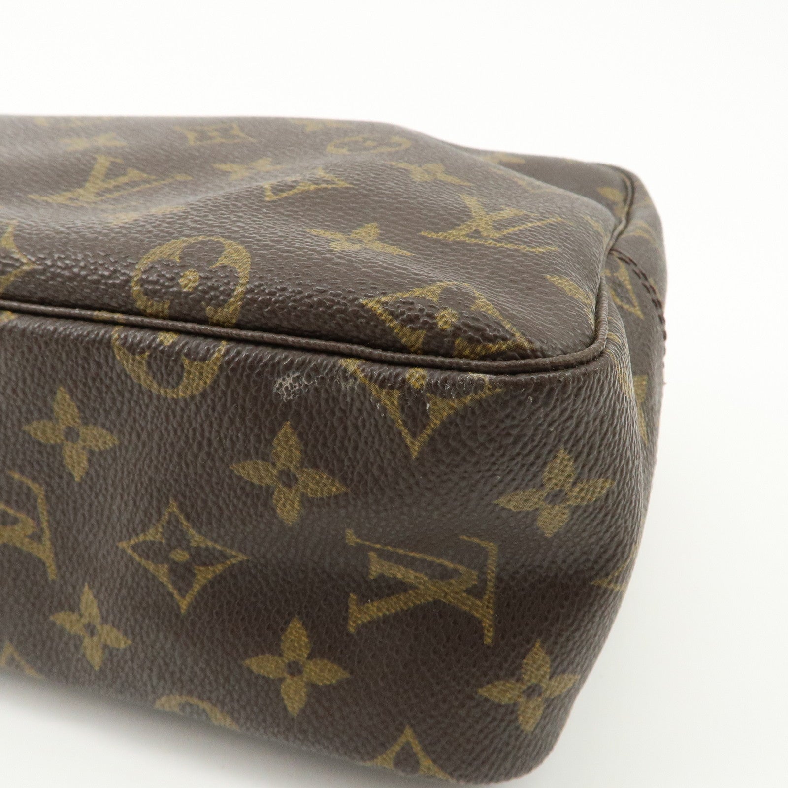 Louis Vuitton Monogram Trousse Toilette 28 Pouch M47522