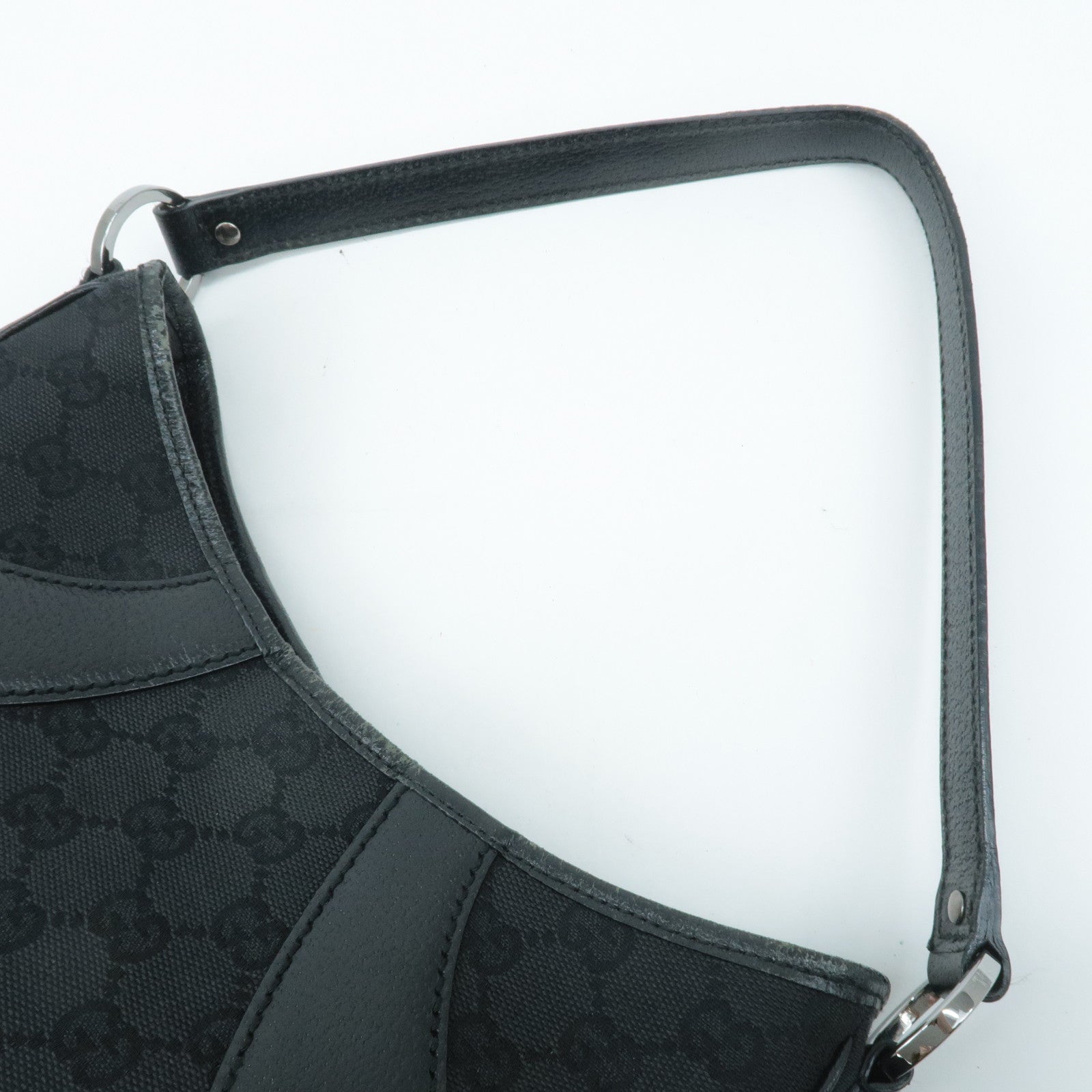 GUCCI GG Canvas Leather Shoulder Bag Black 113012