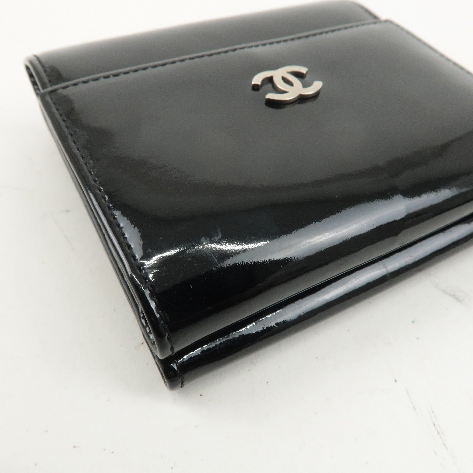 CHANEL Patent Leather Tri-fold Wallet Black