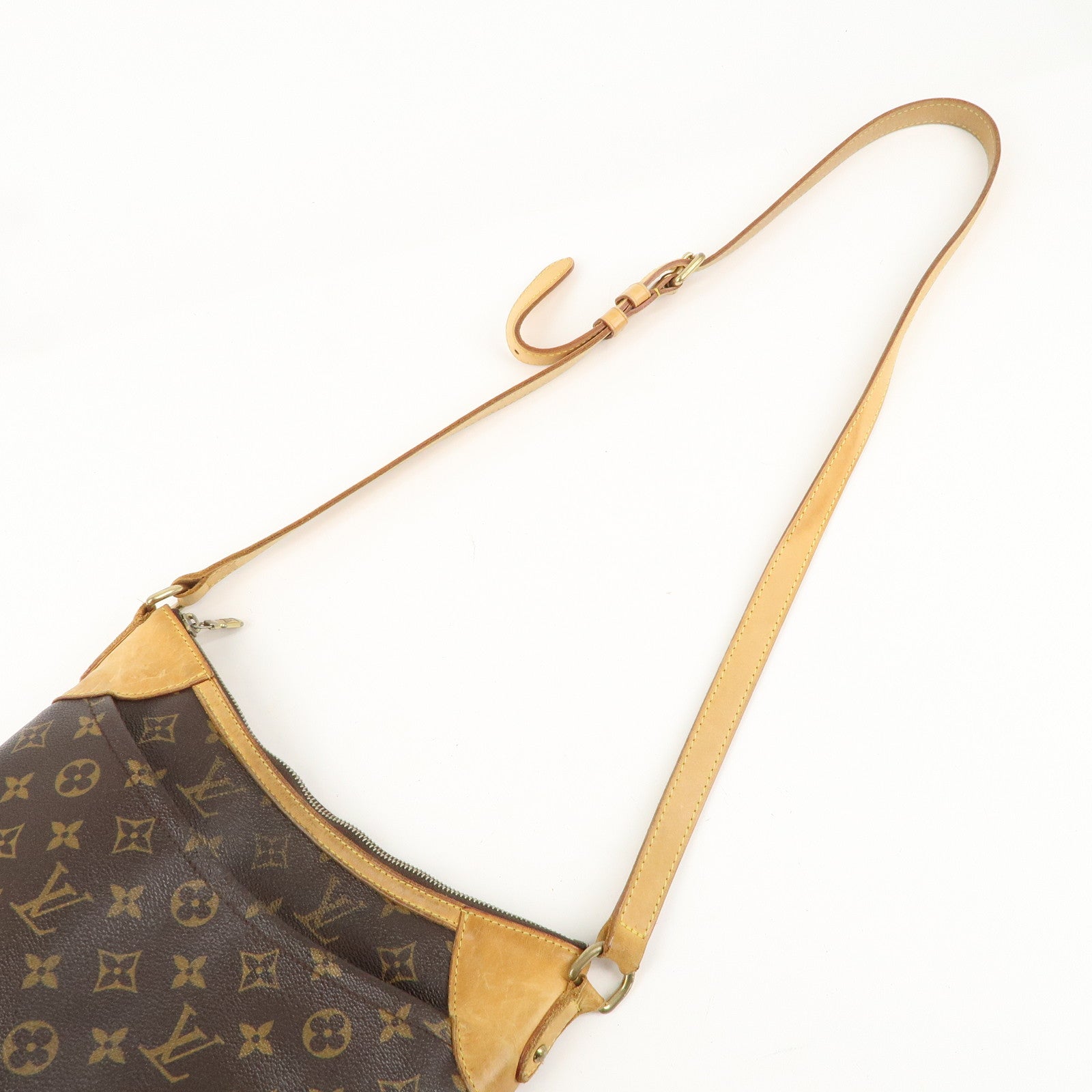 Louis Vuitton Monogram Odeon MM Crossbody Shoulder Bag M56389