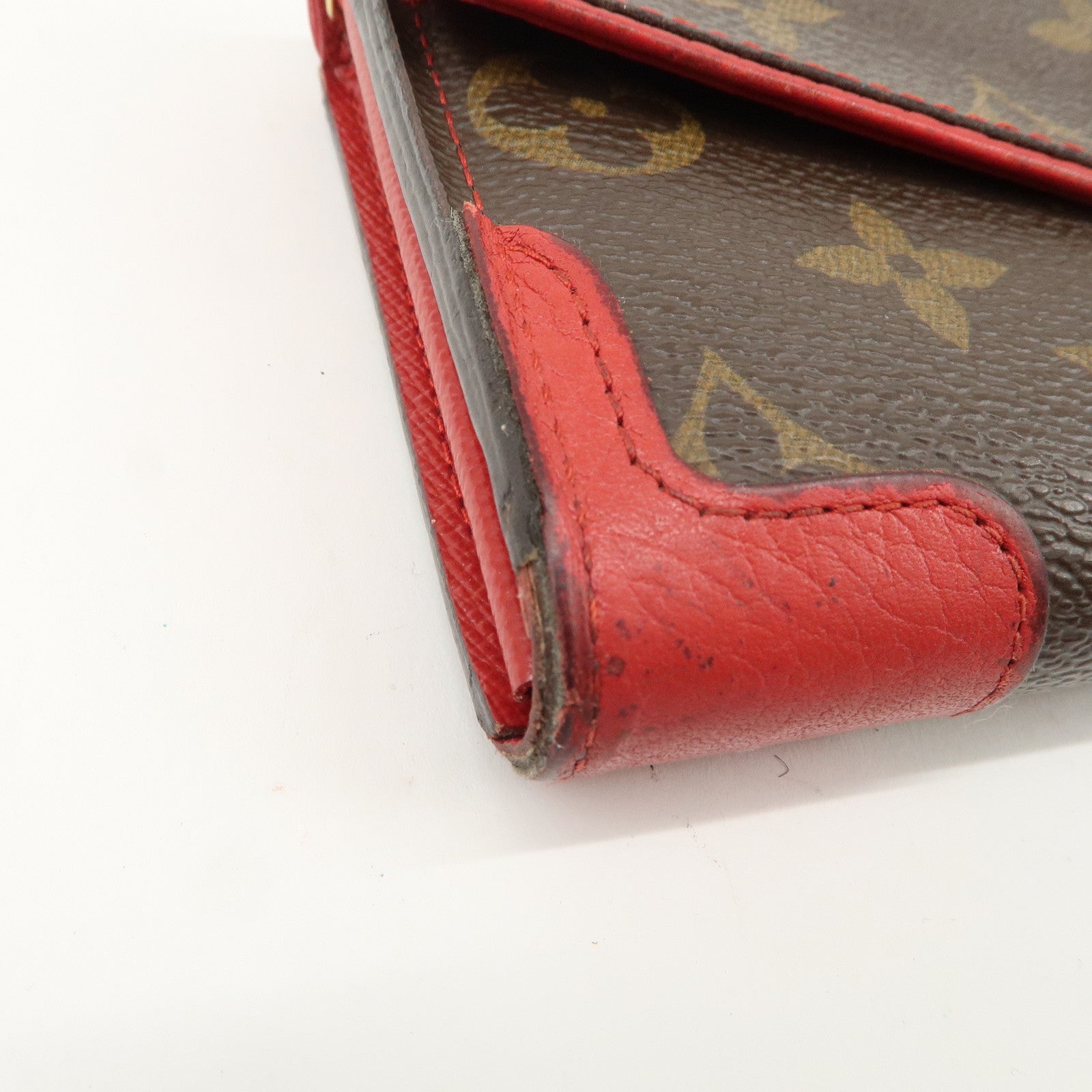 Louis Vuitton Monogram Portefeuille Sarah Retiro Wallet M61184