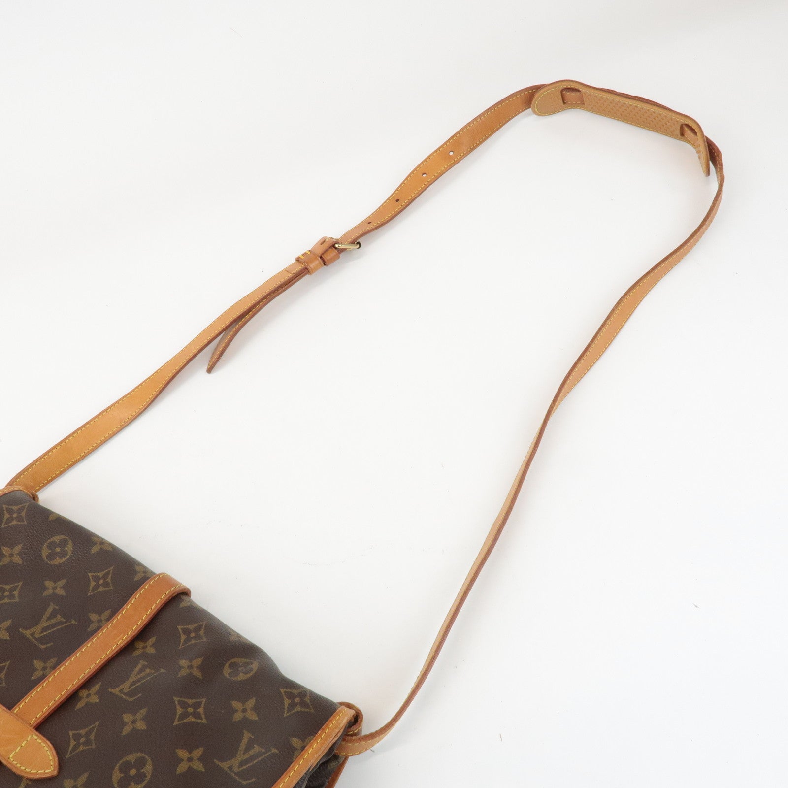 Louis Vuitton Monogram Saumur 30 Crossbody Bag Brown M42256 Used