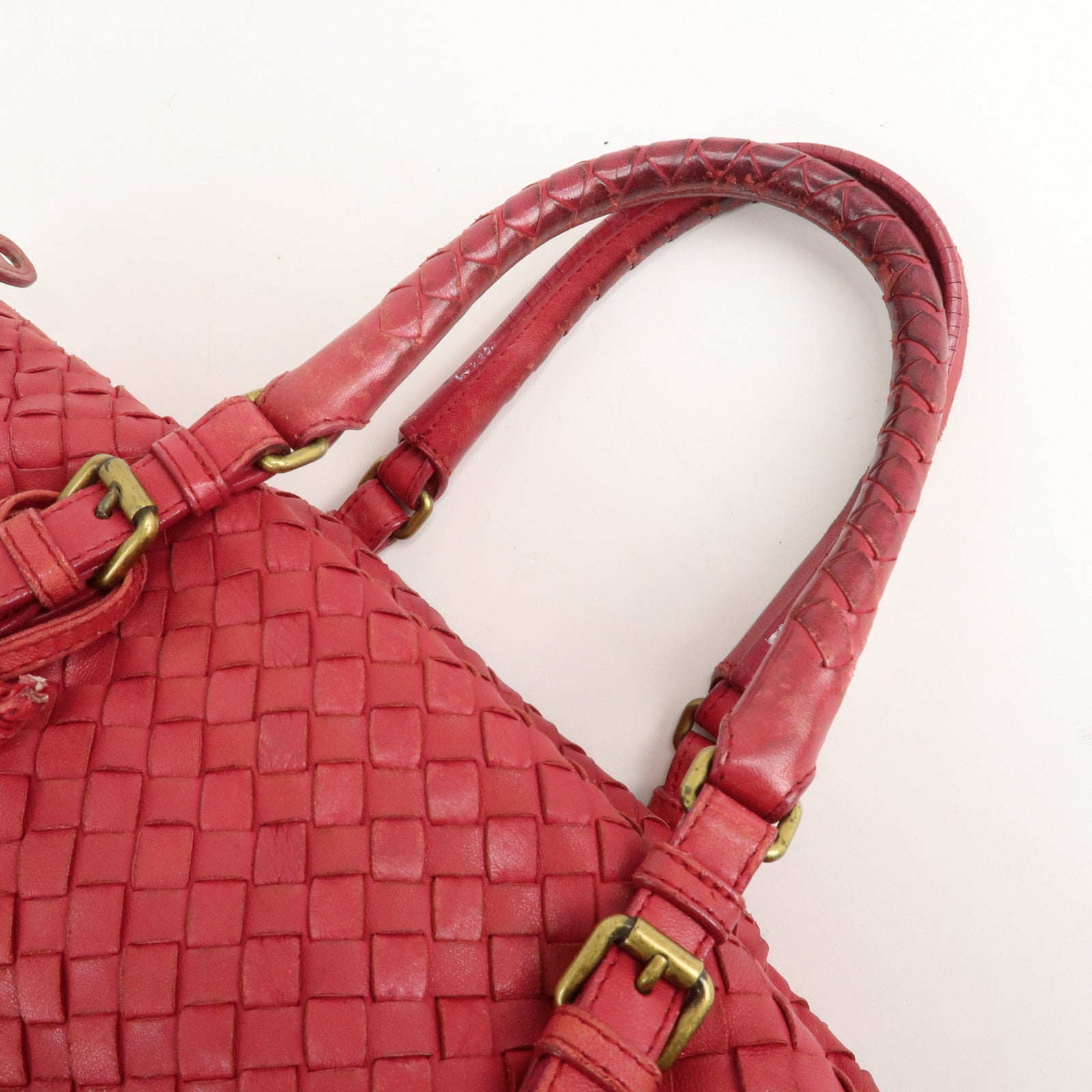 BOTTEGA VENETA Intrecciato Leather Montaigne Boston Bag Red