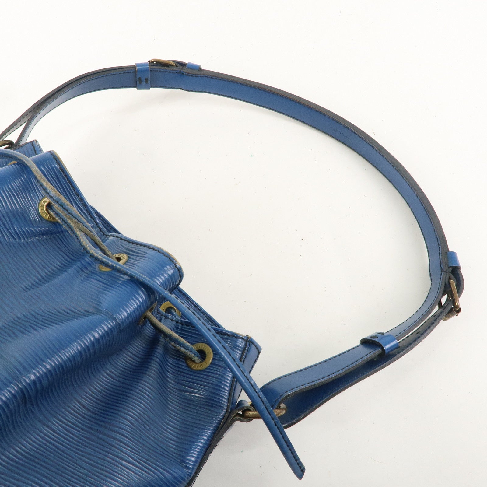 Louis Vuitton Epi Petit Noe Shoulder Bag Toledo Blue M44105