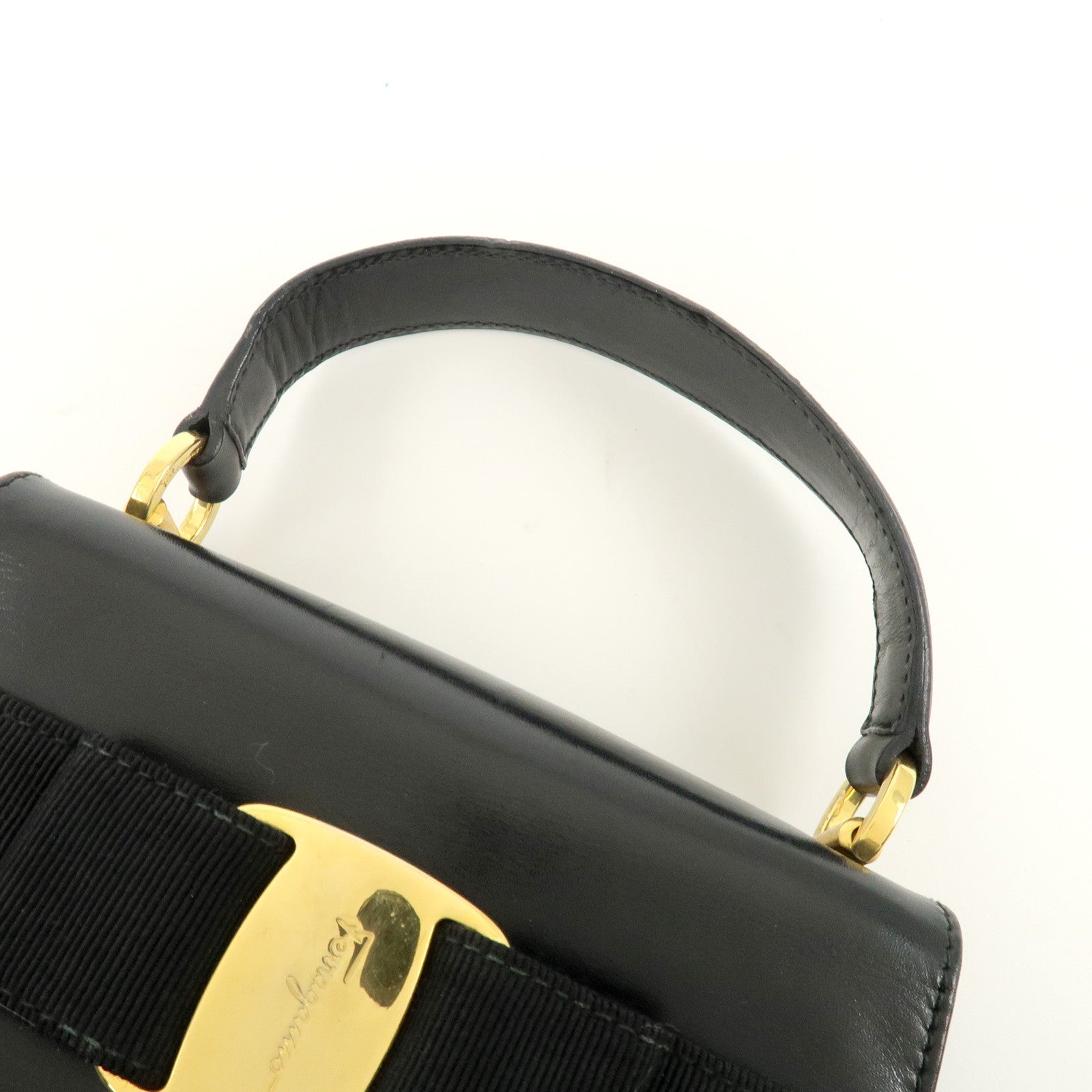 Ferragamo Vara Ribbon Leather Small Hand Bag Black