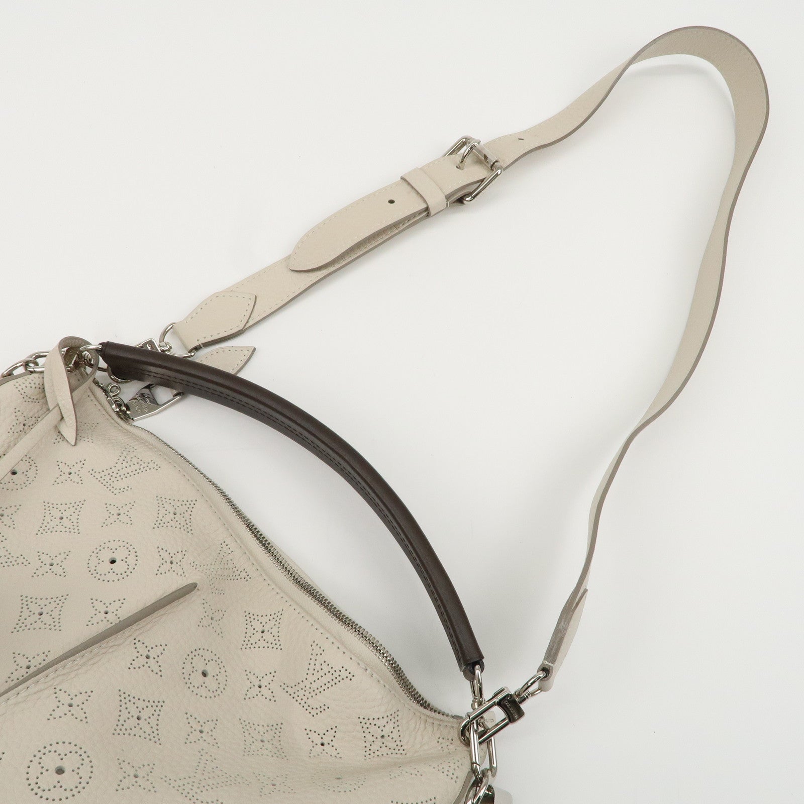 Louis Vuitton Monogram Mahina Selene PM Shoulder Bag Blanc M94275 Used