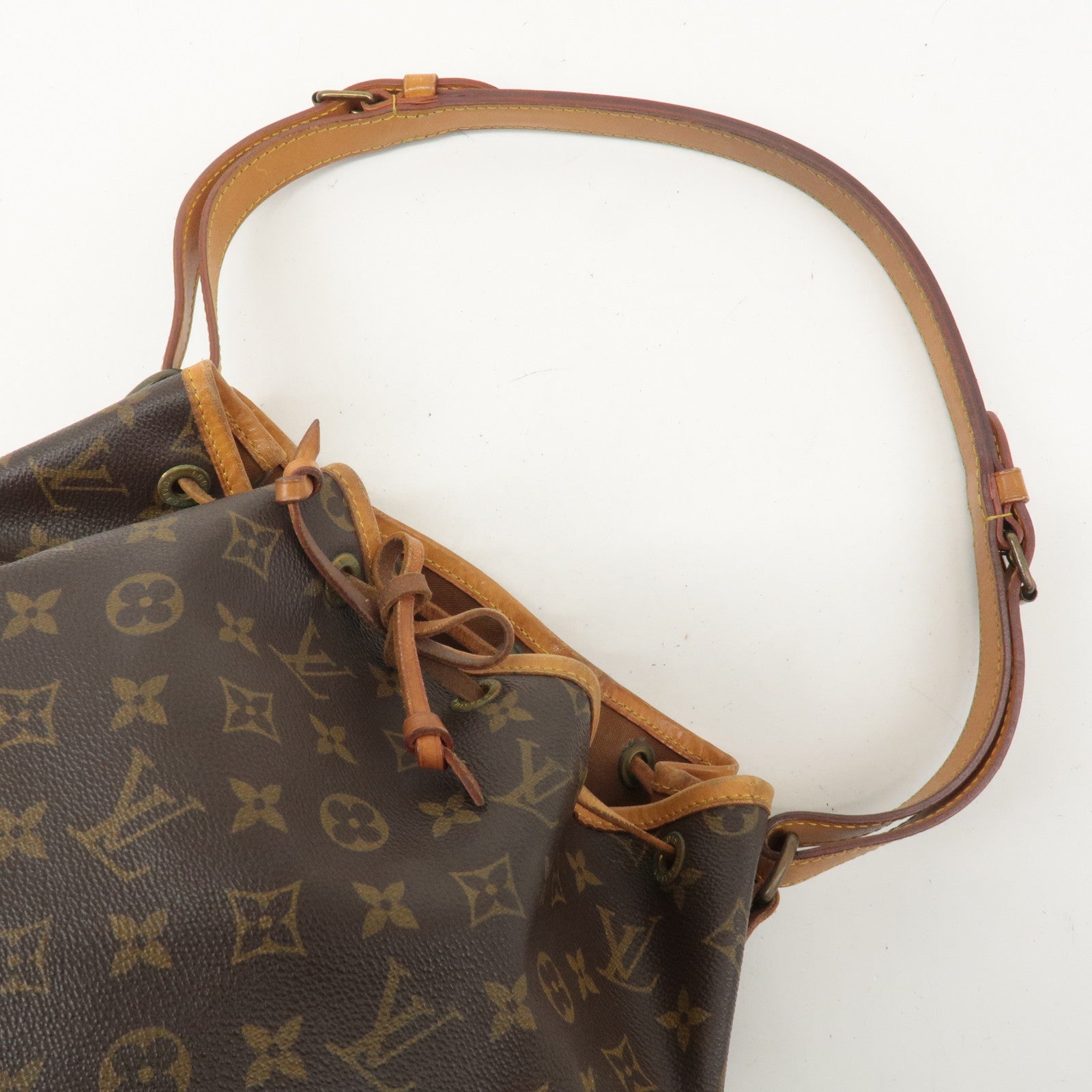 Louis Vuitton Monogram Noe Shoulder Bag Hand Bag Brown M42224