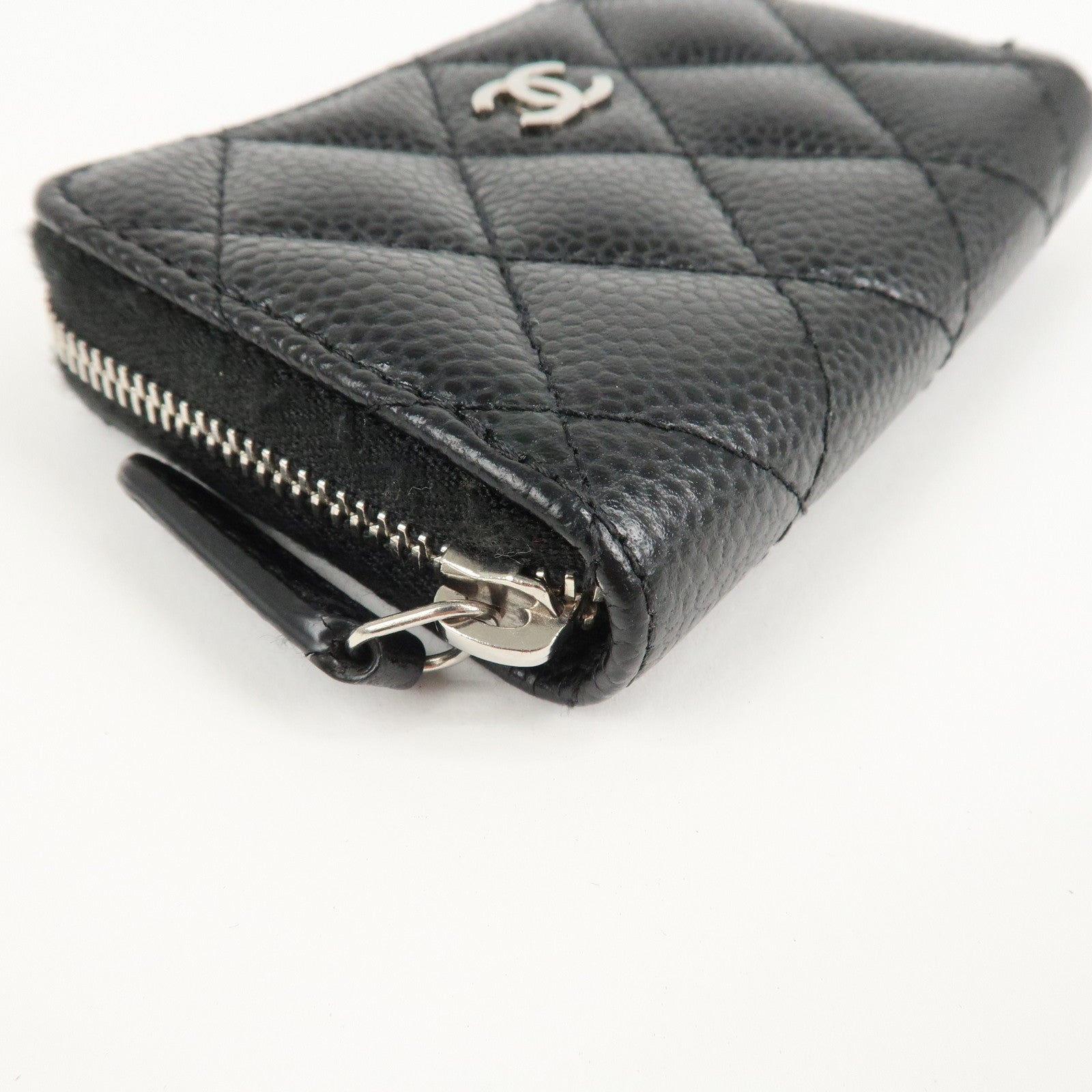 CHANEL Matelasse Caviar Skin Around Zipper Coin Case Black AP0216