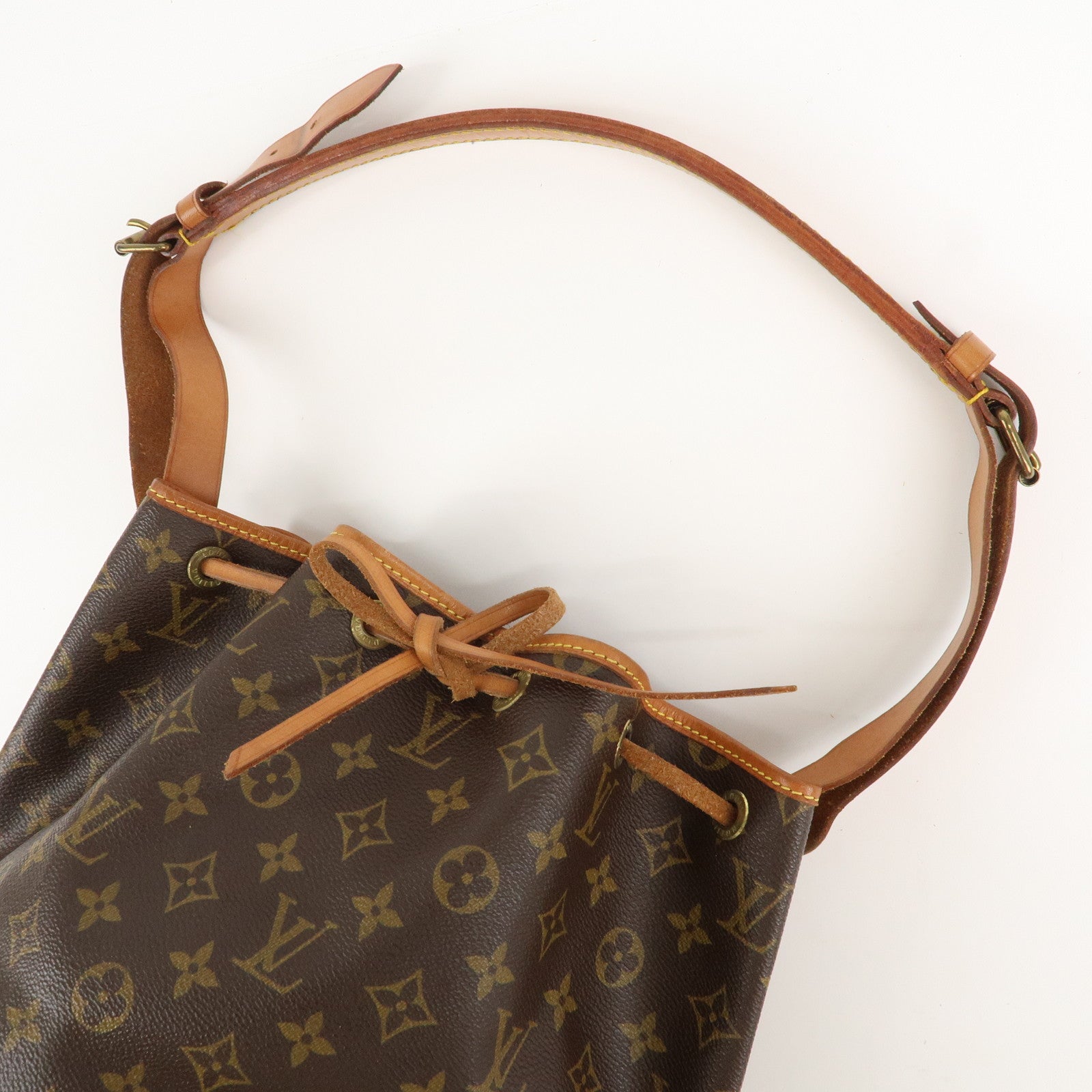 Louis Vuitton Monogram Petit Noe Shoulder Bag Brown M42226 Used