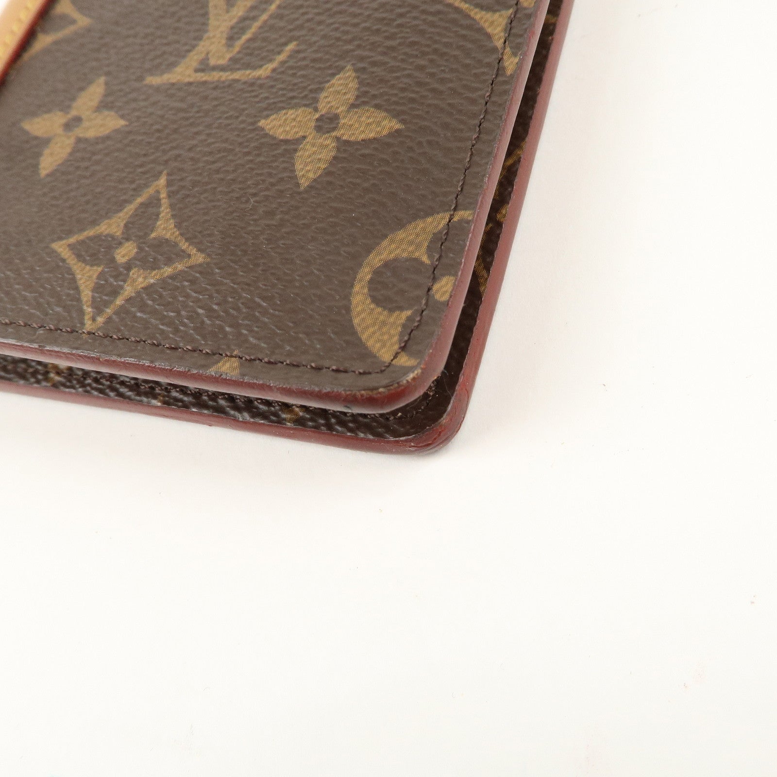 Louis Vuitton Monogram Portefeuille Brazza Bi-fold Wallet M69029