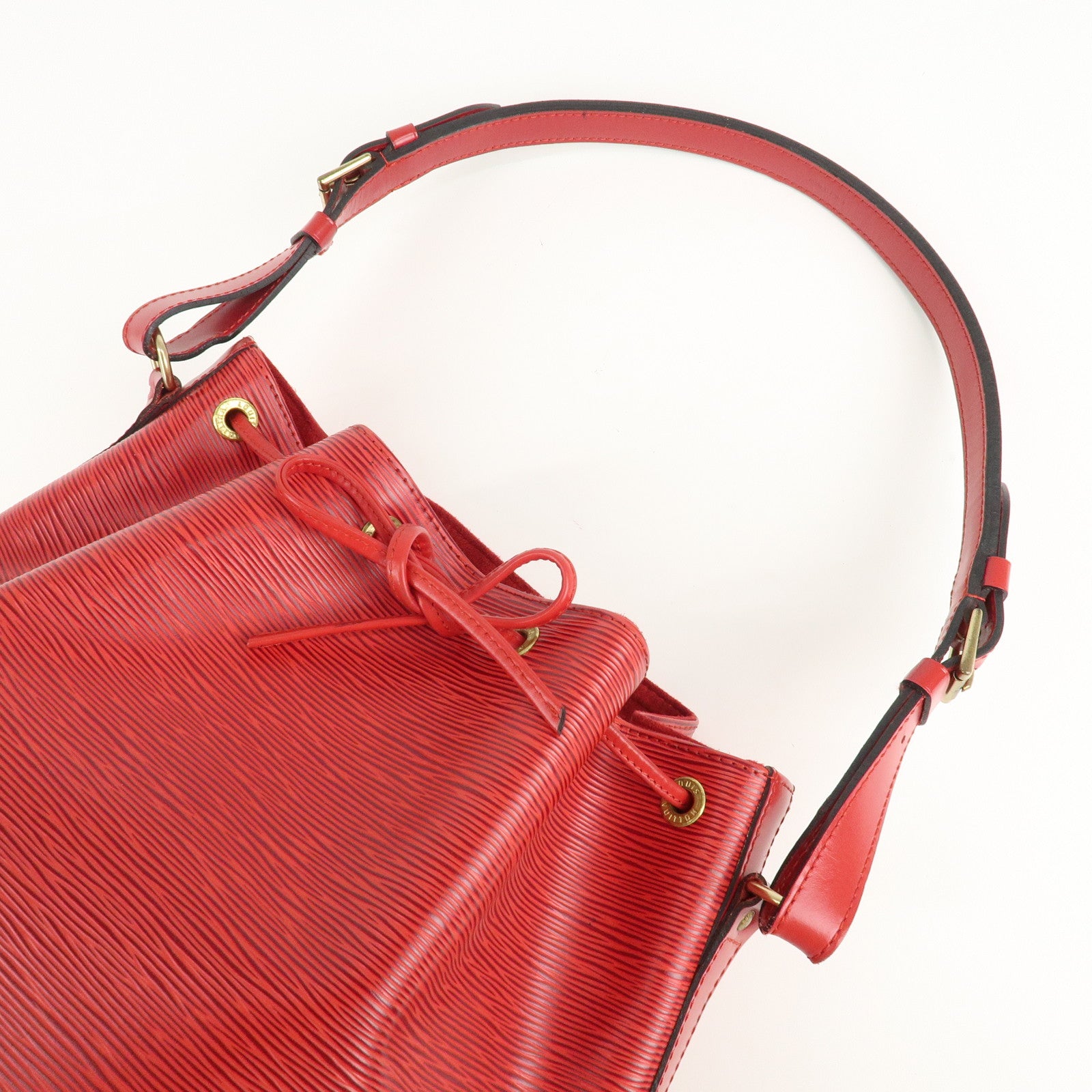 Louis Vuitton Epi Noe Shoulder Bag Castilian Red M44007