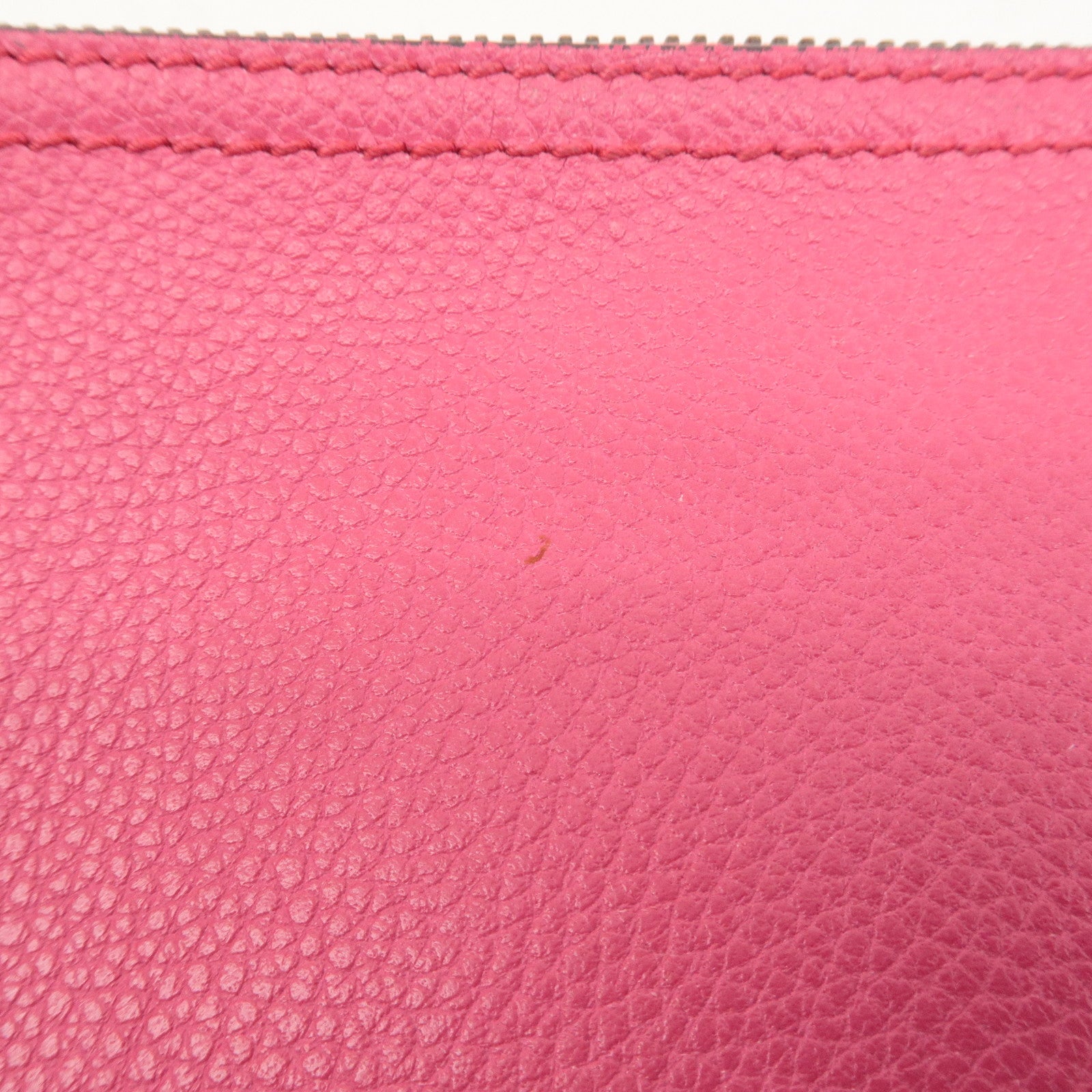 GUCCI Leather Logo Clutch Bag Pink 500981