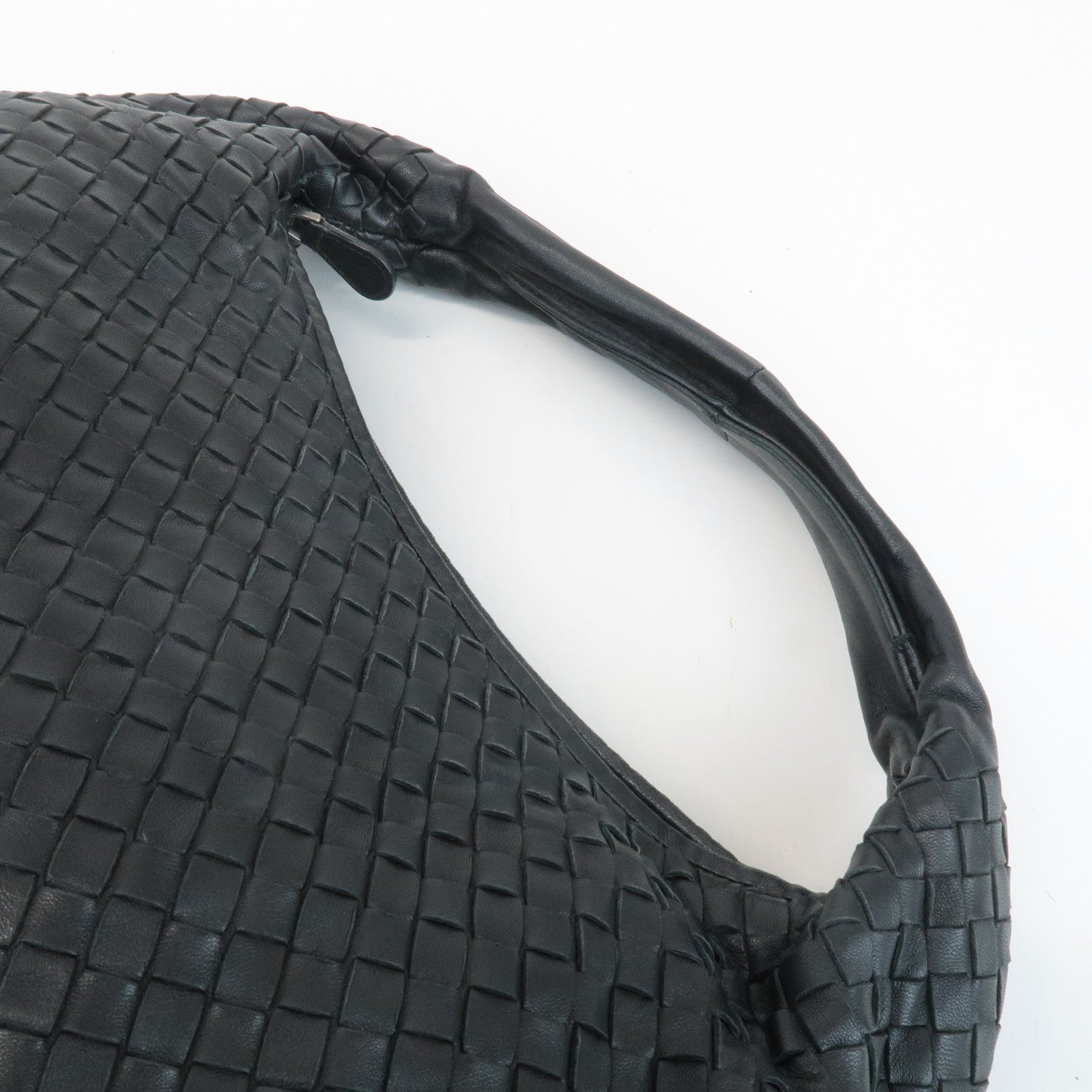 BOTTEGA VENETA Intrecciato Leather Shoulder Bag Black 232499