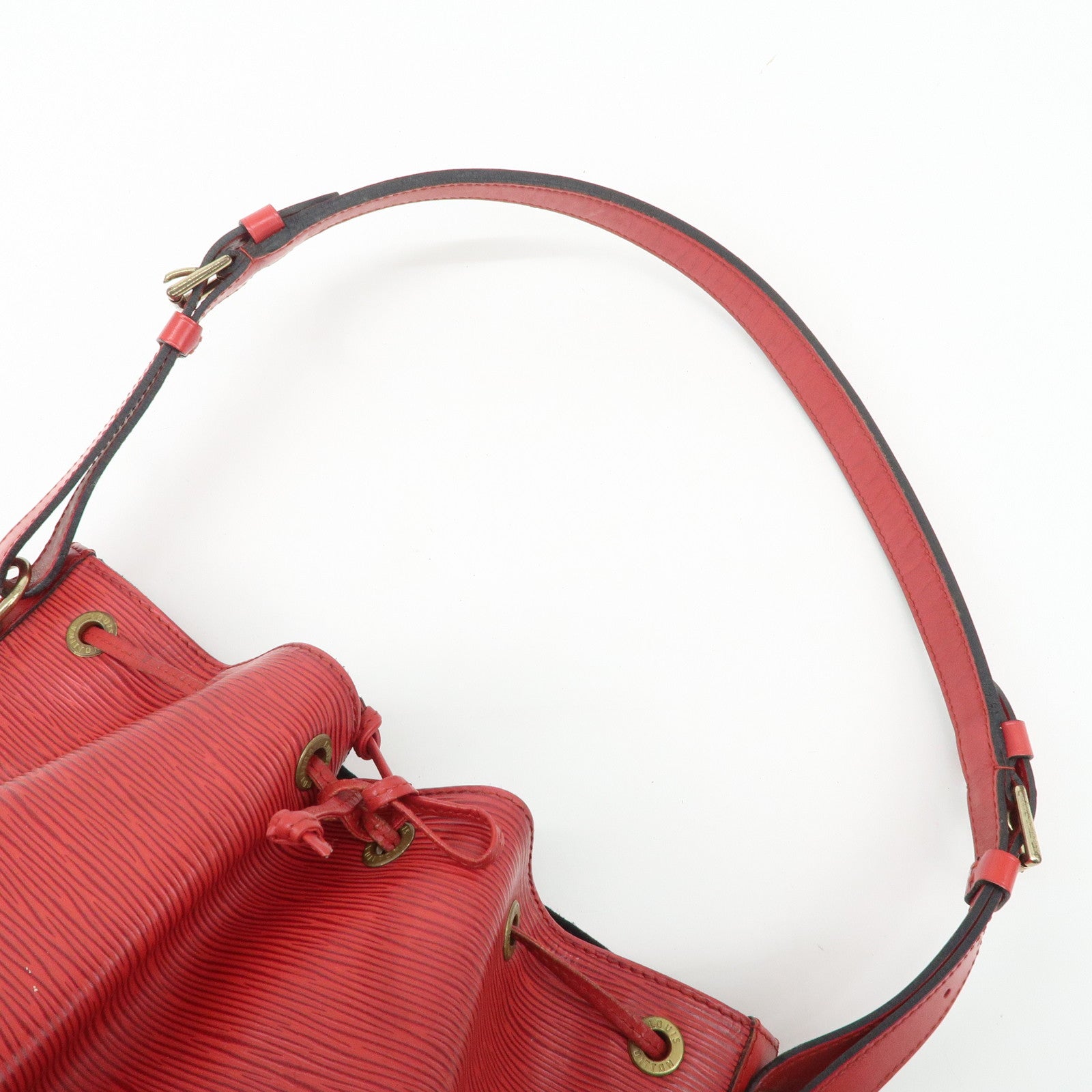 Louis Vuitton Epi Petit Noe Shoulder Bag Castilian Red M44107