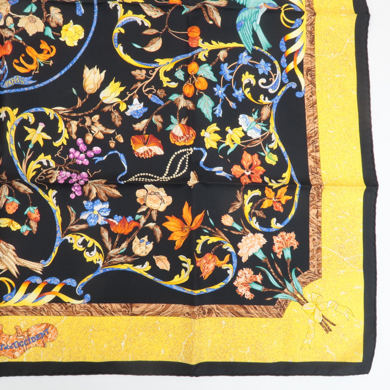 HERMES Carre 90 Silk 100% Scarf PIERRES D ORIENT ET D OCCIDENT