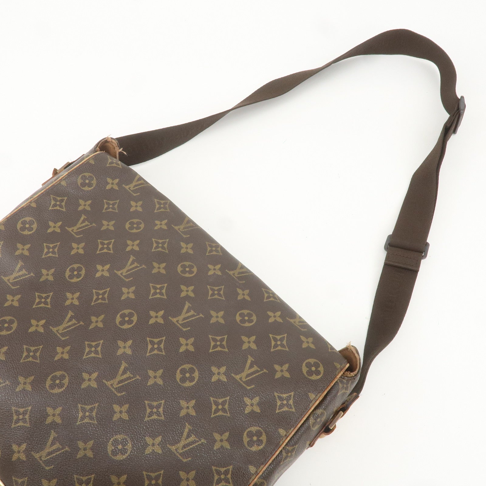 Louis Vuitton Monogram Abbesses Messenger Bag Hand Bag M45257