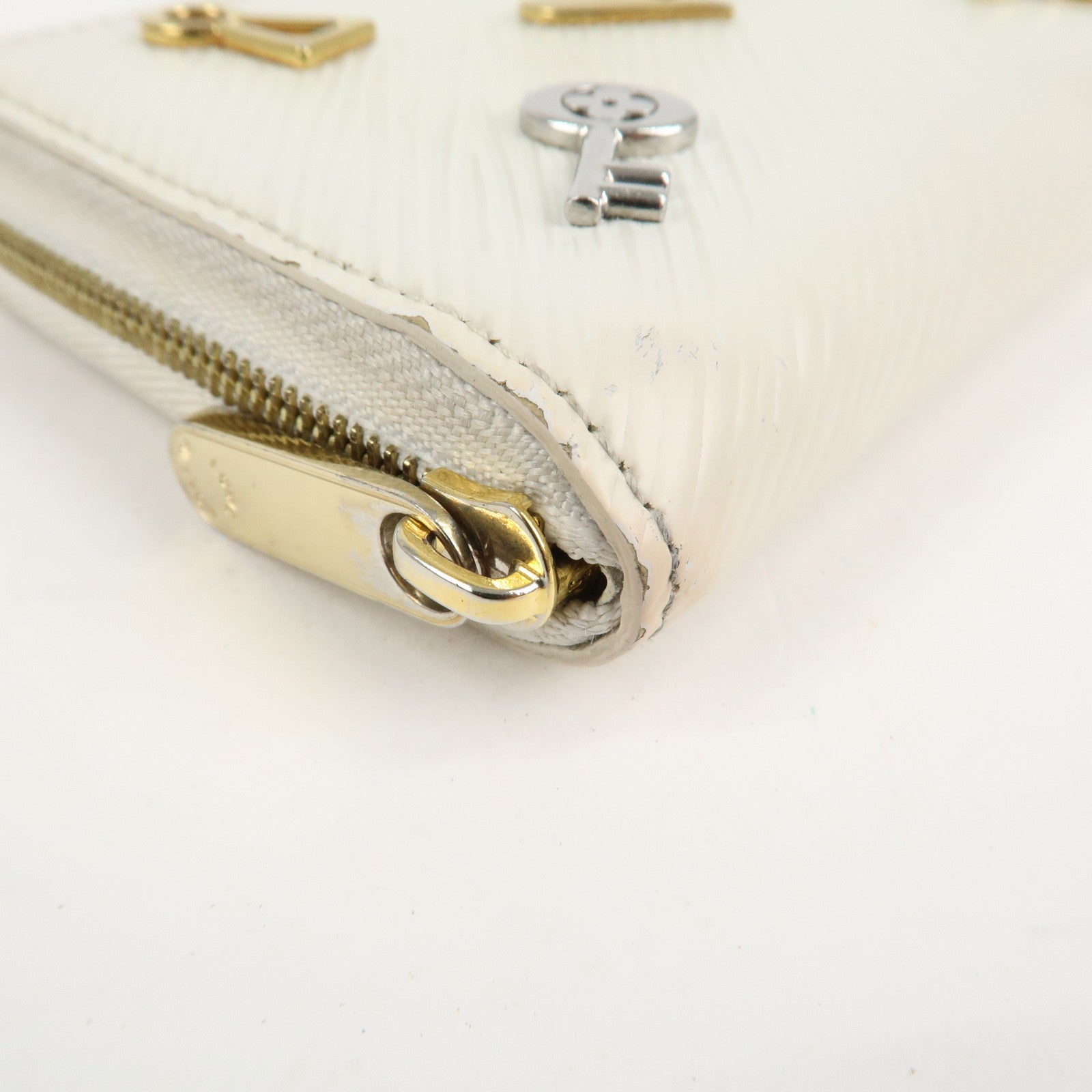 Louis Vuitton Epi Love Lock Zippy Coin Purse Blanc M63994 Used