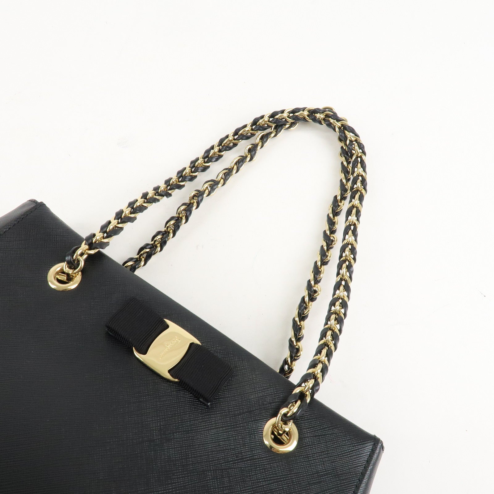 Ferragamo Vara Ribbon Chain Tote Bag Shoulder Bag Black Gold HDW