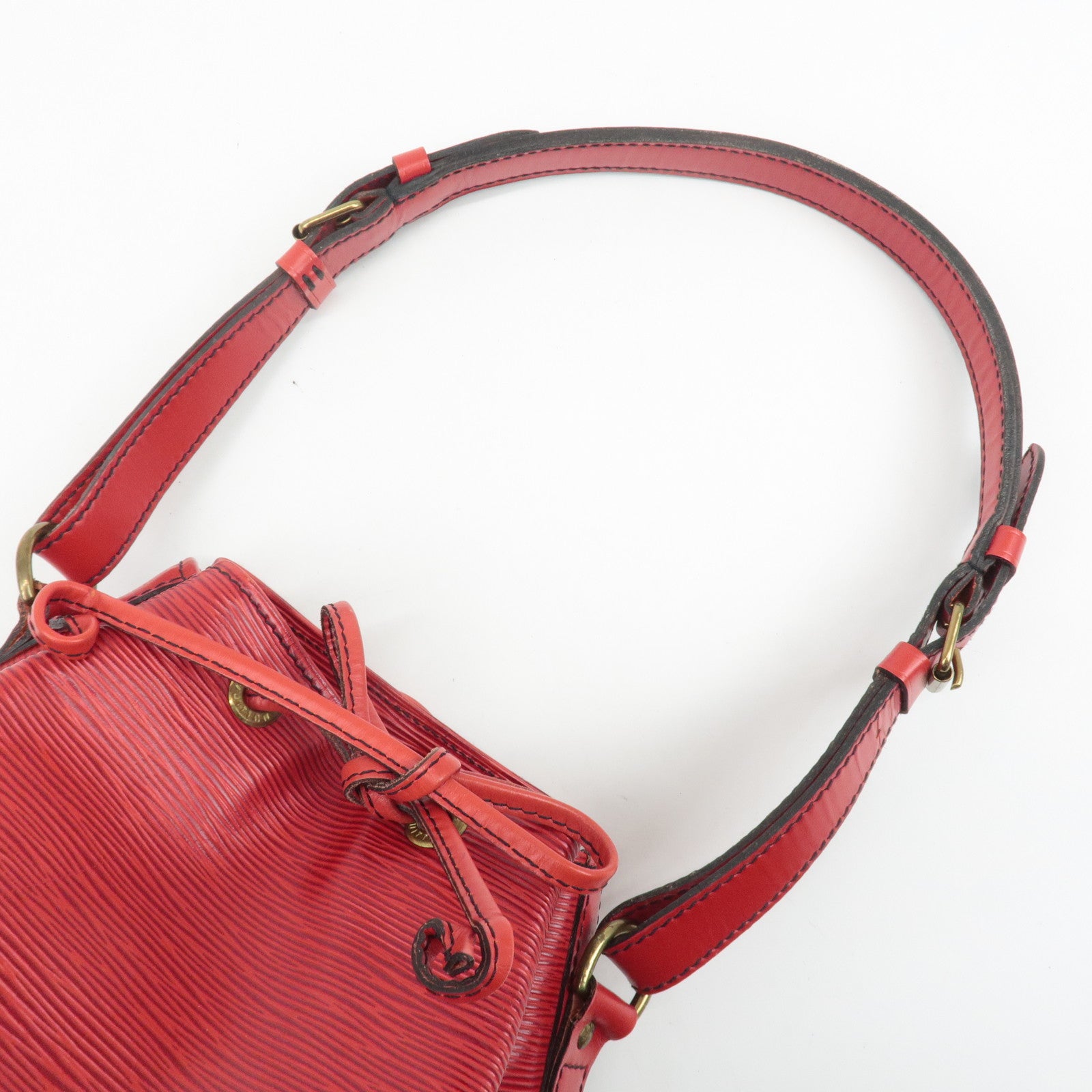 Louis Vuitton Epi Noe Shoulder Bag Castilian Red M44007