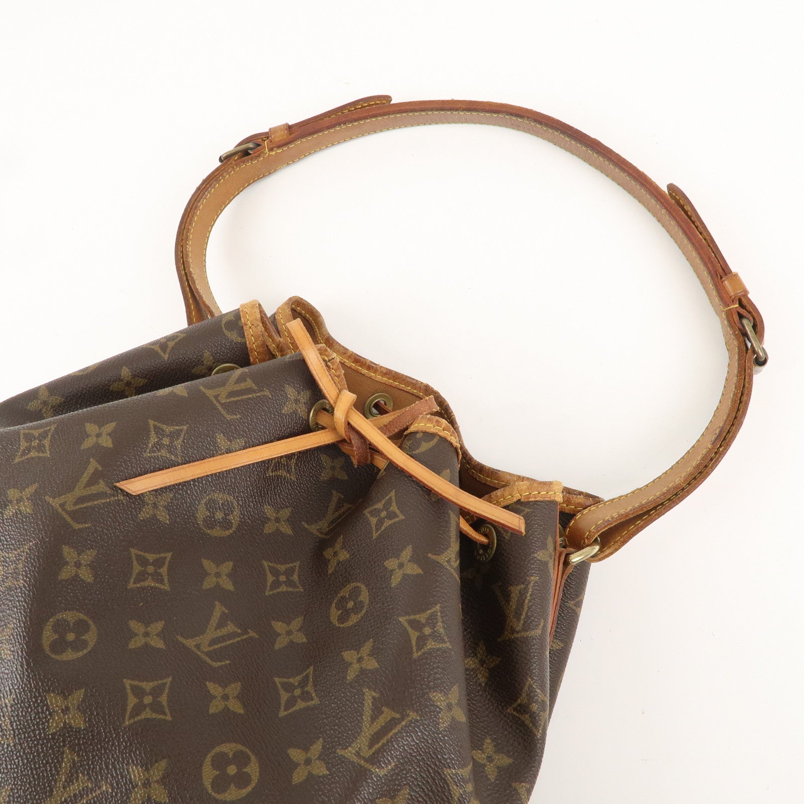 Louis Vuitton Monogram Noe Shoulder Bag Hand Bag Brown M42224