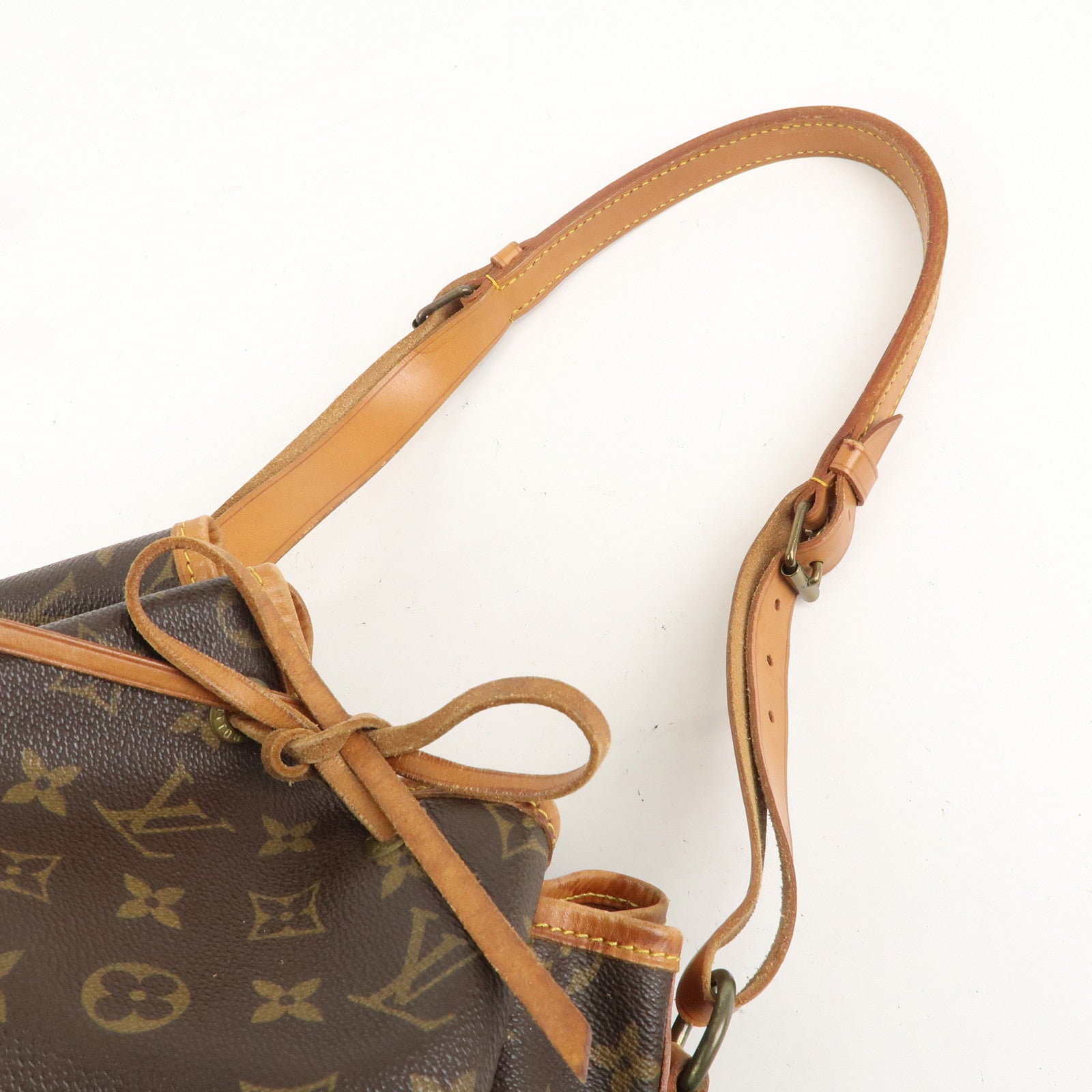 Louis Vuitton Monogram Noe Shoulder Bag Hand Bag Brown M42224