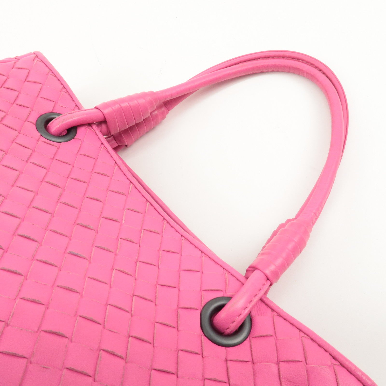 BOTTEGA VENETA Intrecciato Leather Handbag Pink