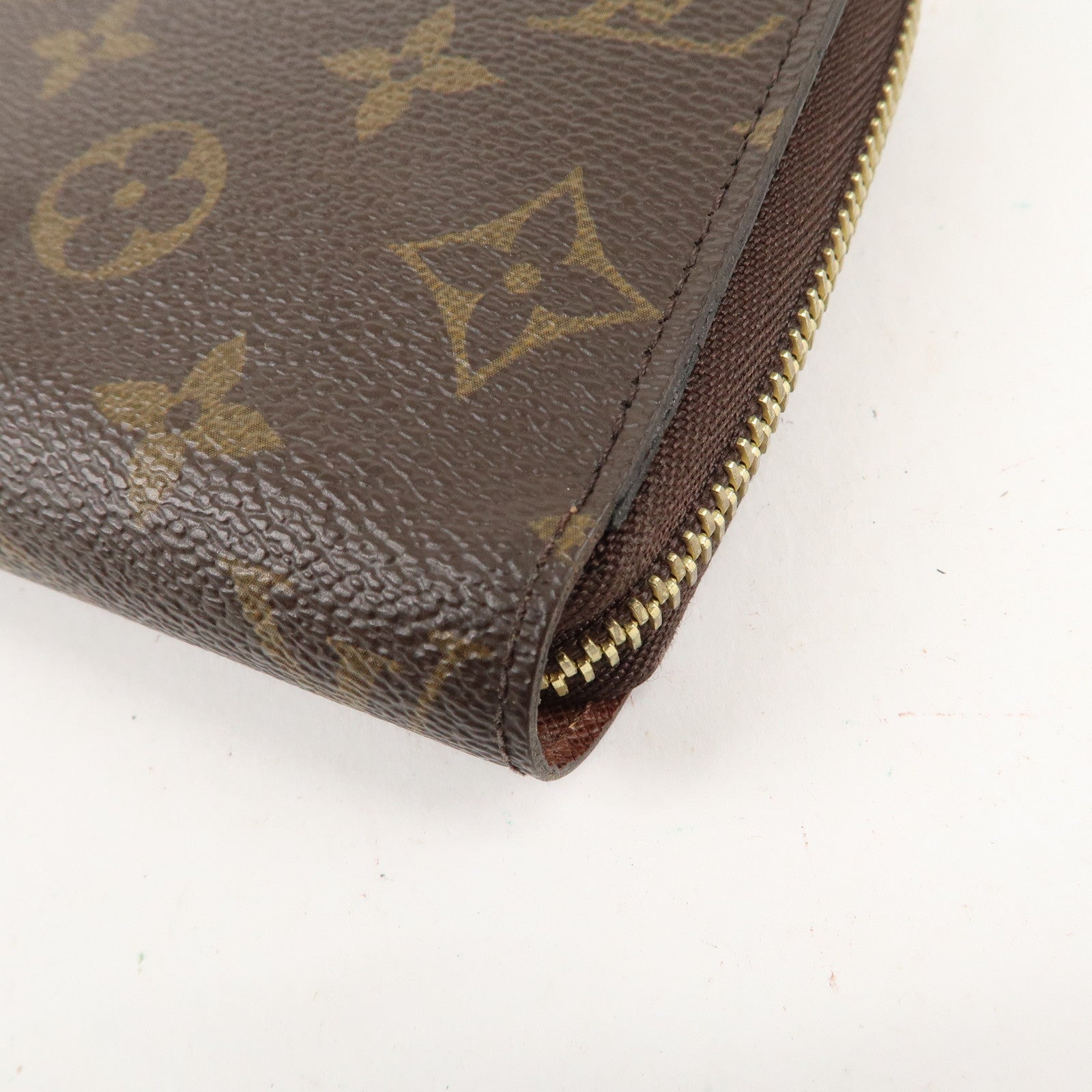 Louis Vuitton Monogram Zippy Wallet Round Long Wallet M42616