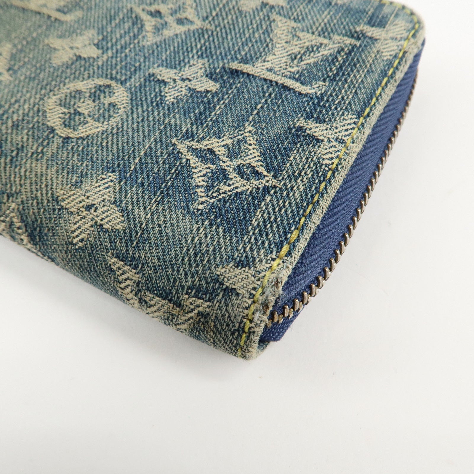 Louis Vuitton Monogram Denim Zippy Wallet Blue M95341 Used