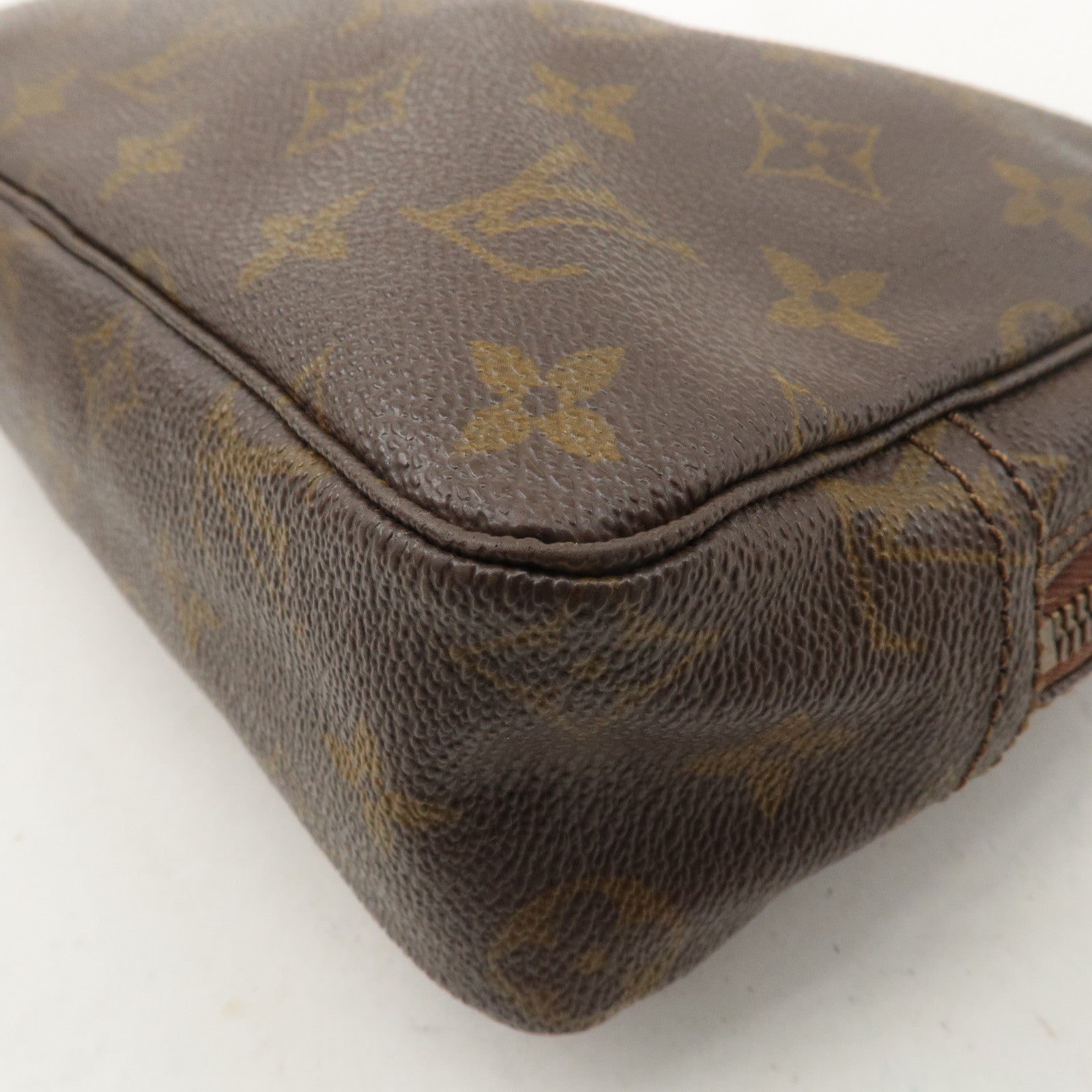 Louis Vuitton Monogram Trousse Toilette 23 Pouch Brown M47524