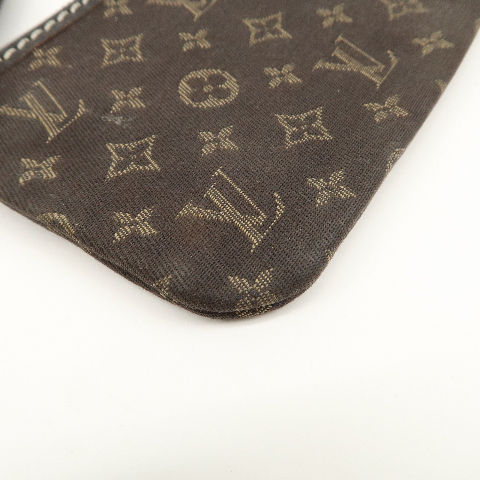 Louis Vuitton Monogram Mini Lin Pochette Cles Coin Case M95230