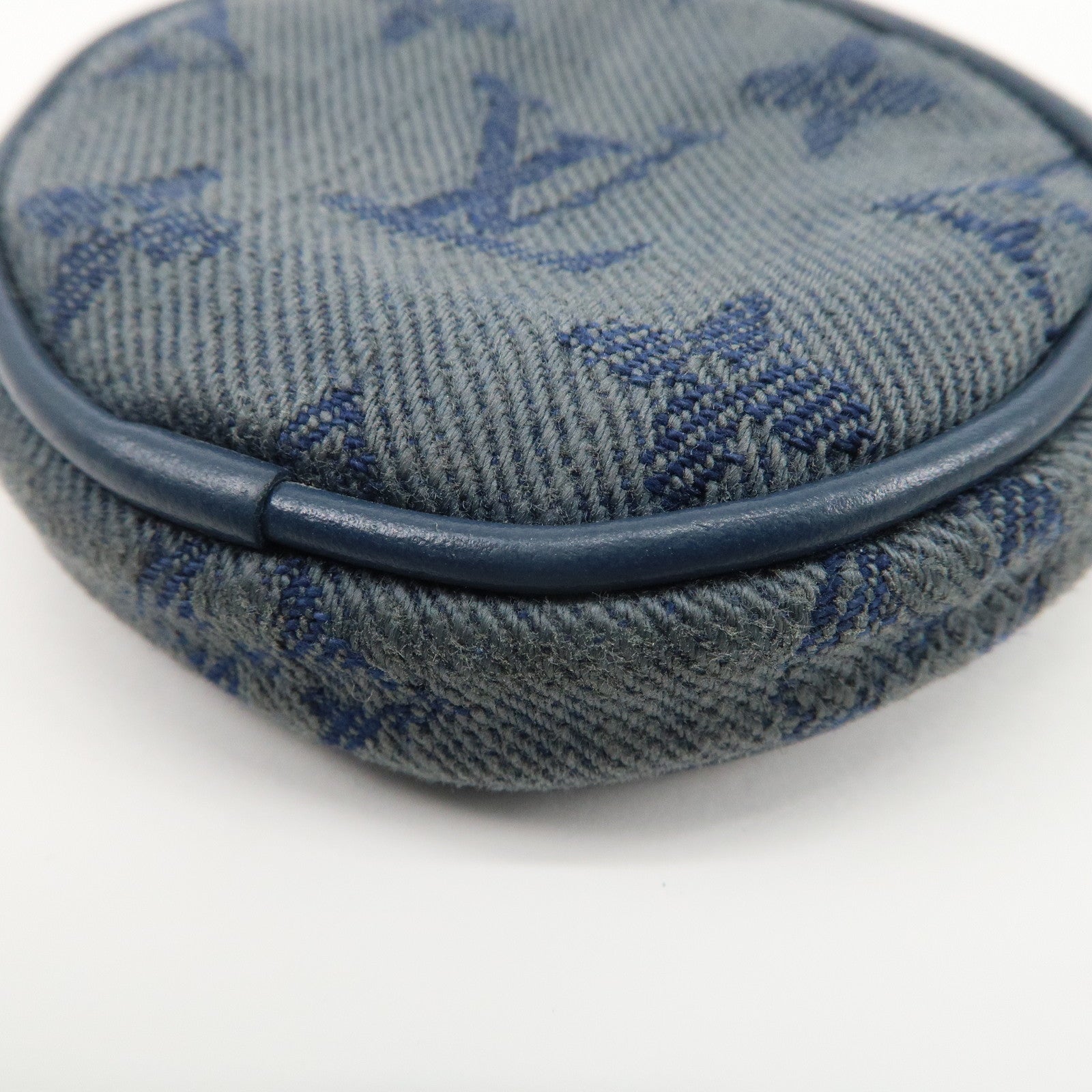 Louis Vuitton Monogram Denim Round Pouch Coin Case Blue M68290 Used